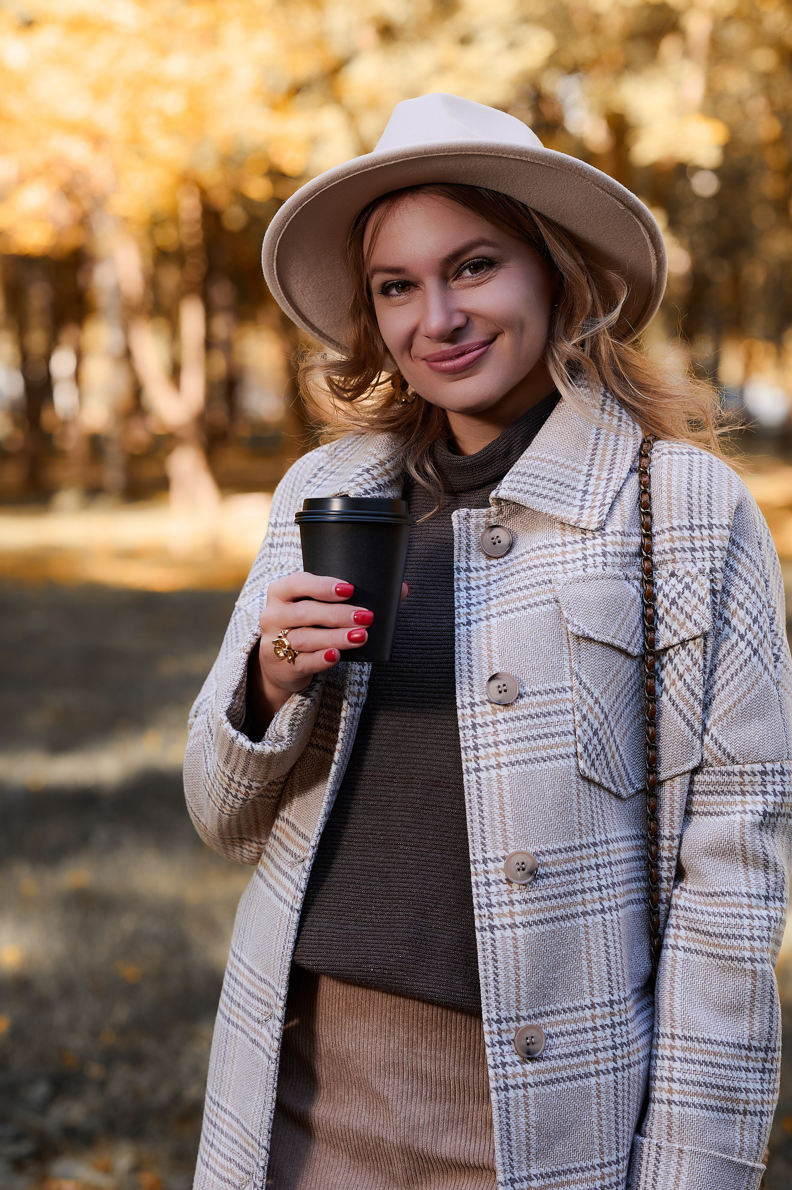 Фотосессия с Татьяной в осеннем парке. Портретный фотограф в Краснодаре Евгений Карпов