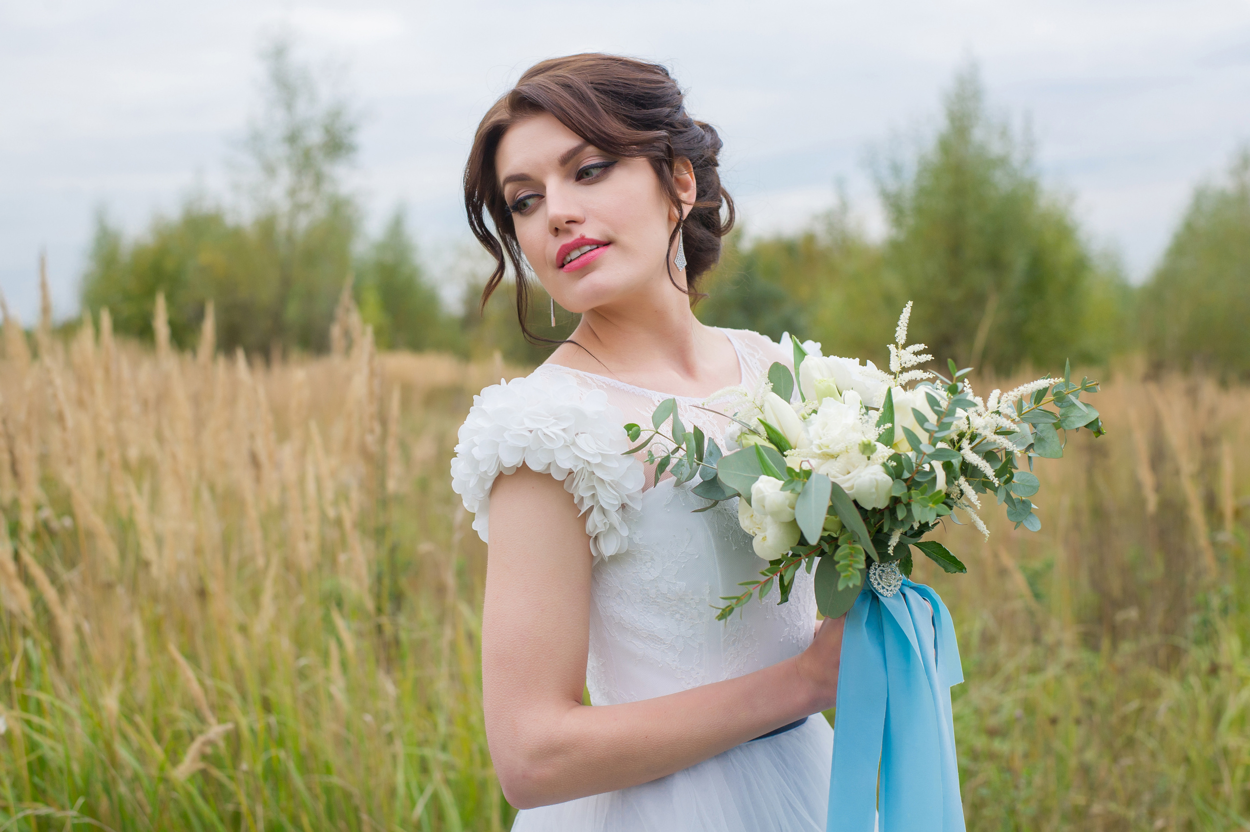 Профессиональная свадебная фотосессия в Москве и московской области. Выпускные альбомы. Частные съемки