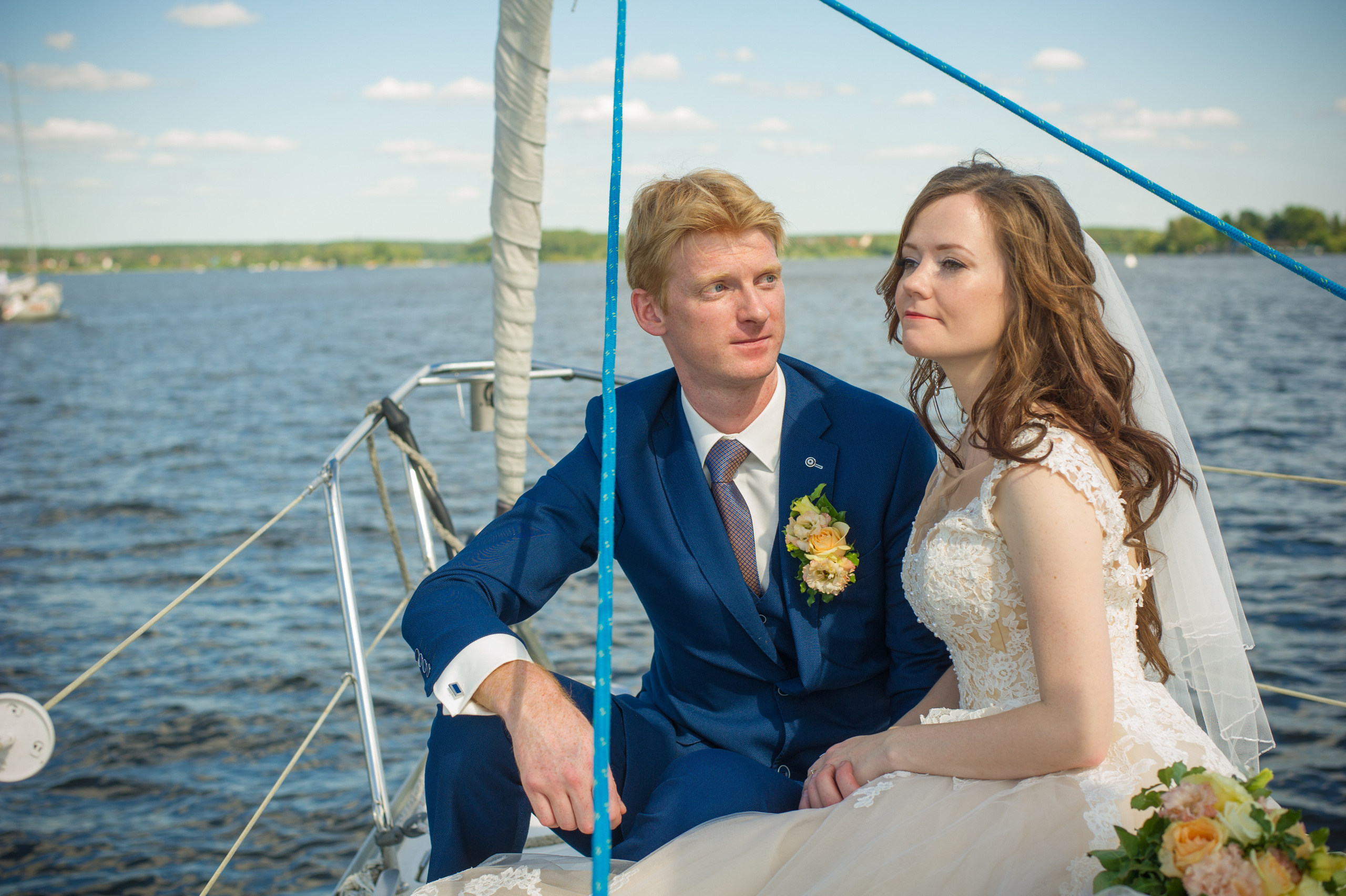 Профессиональная свадебная фотосессия в Москве и московской области. Выпускные альбомы. Частные съемки