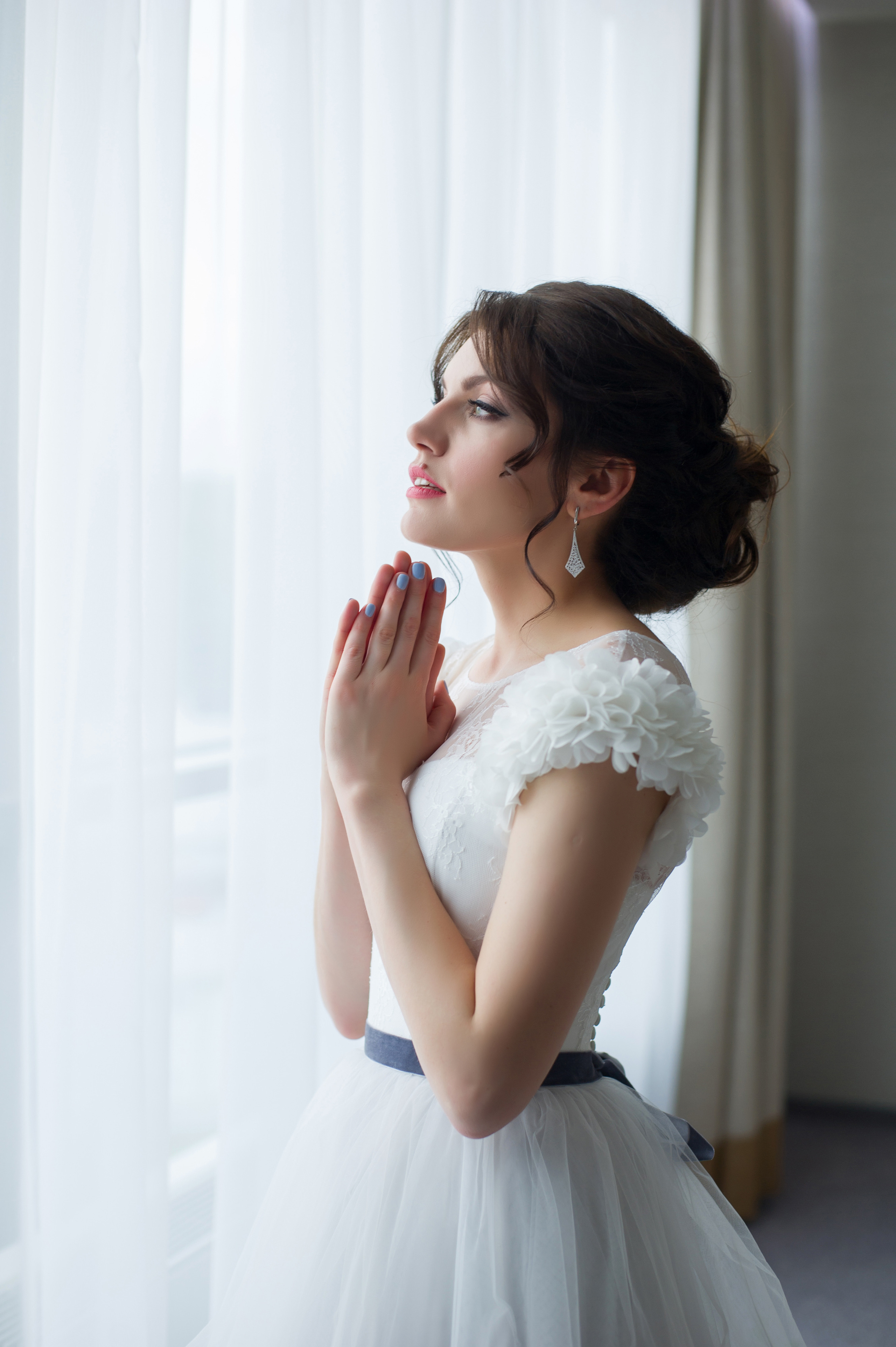 Профессиональная свадебная фотосессия в Москве и московской области. Выпускные альбомы. Частные съемки