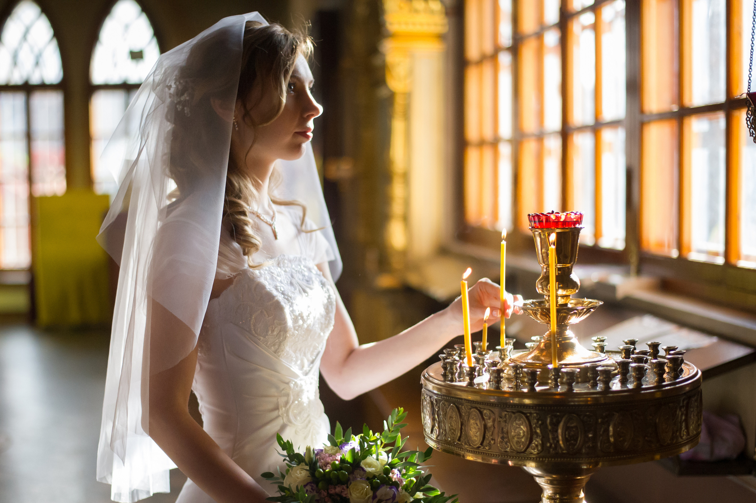 Профессиональная свадебная фотосессия в Москве и московской области. Выпускные альбомы. Частные съемки