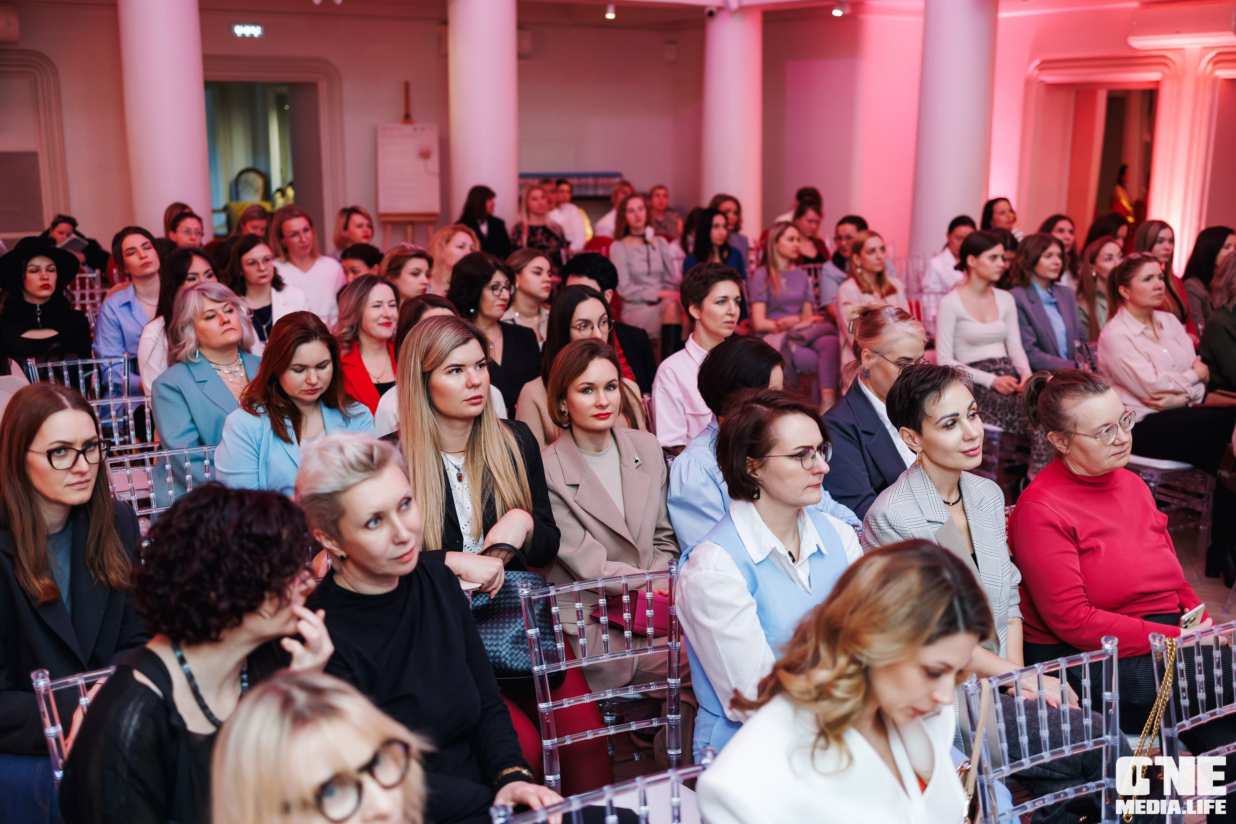 Форум Мой Бизнес — ДЕВИЧНИК. One Media Life: фоторепортажи, фотоотчеты с мероприятий и заведений