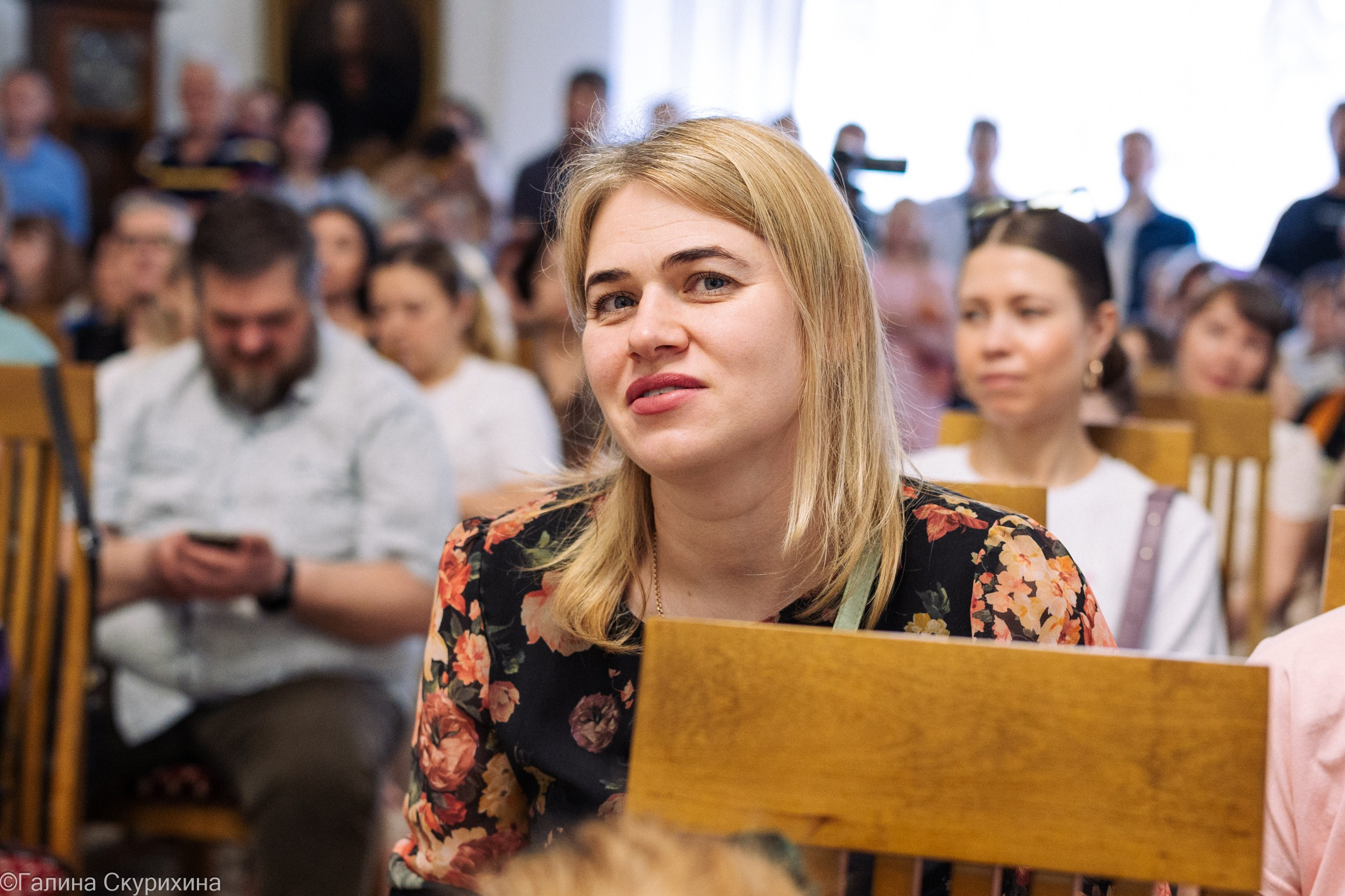 Концерт школьных хоровых коллективов в музее им. Д. Г. Бурылина. Семейный детский фотограф на крещение, венчание в Иваново Галина Скурихина