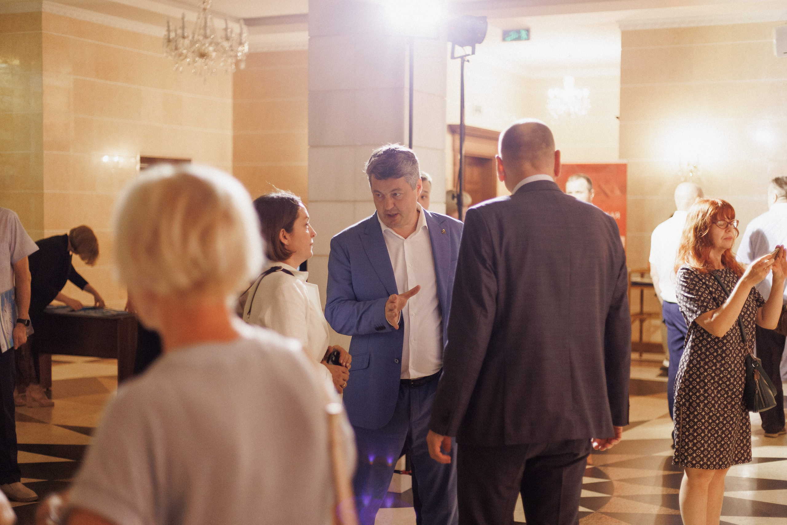 ПРЕЗЕНТАЦИЯ КНИГИ — 80 ЛЕТ ПОБЕДЫ. СВОИ. ФОТООТЧЕТЫ-СОБЫТИЯ-МЕСТА