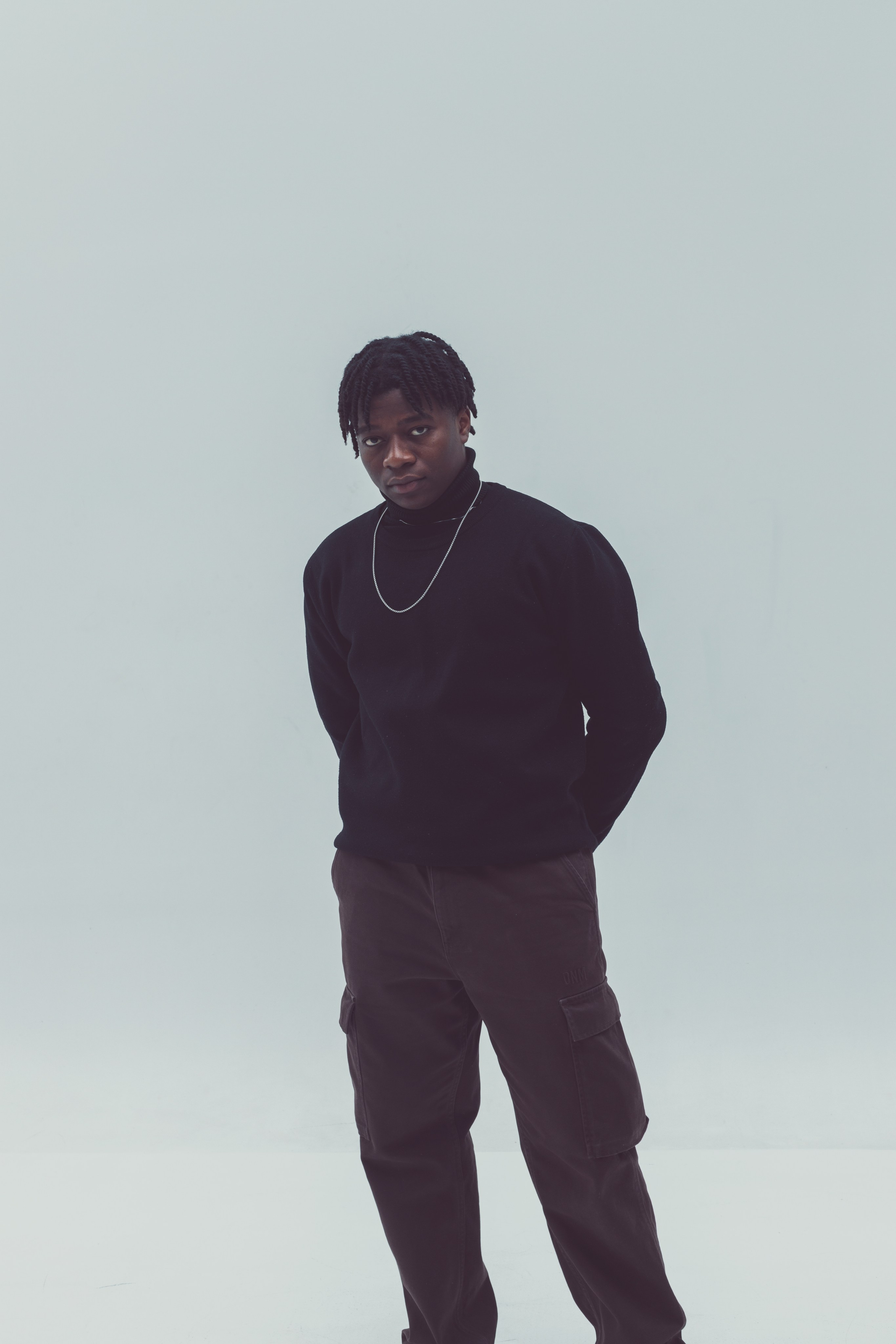 Новосибирск. Коммерческий фотограф для маркетплейсов Wildberries и Ozon в Новосибирске — фото и видео для брендов