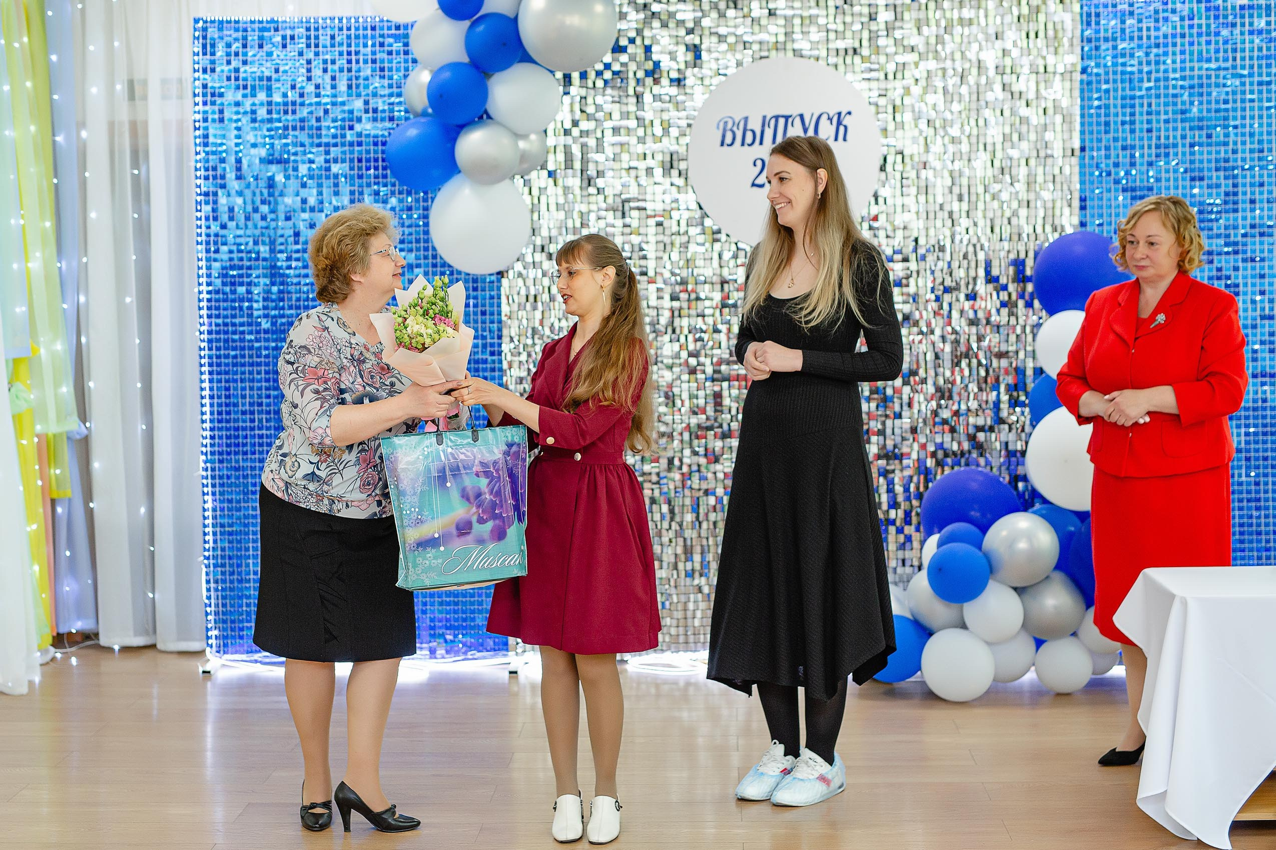 24.5.24 Выпускной Веснянка. Владивосток семейный фотограф Александр Степанов