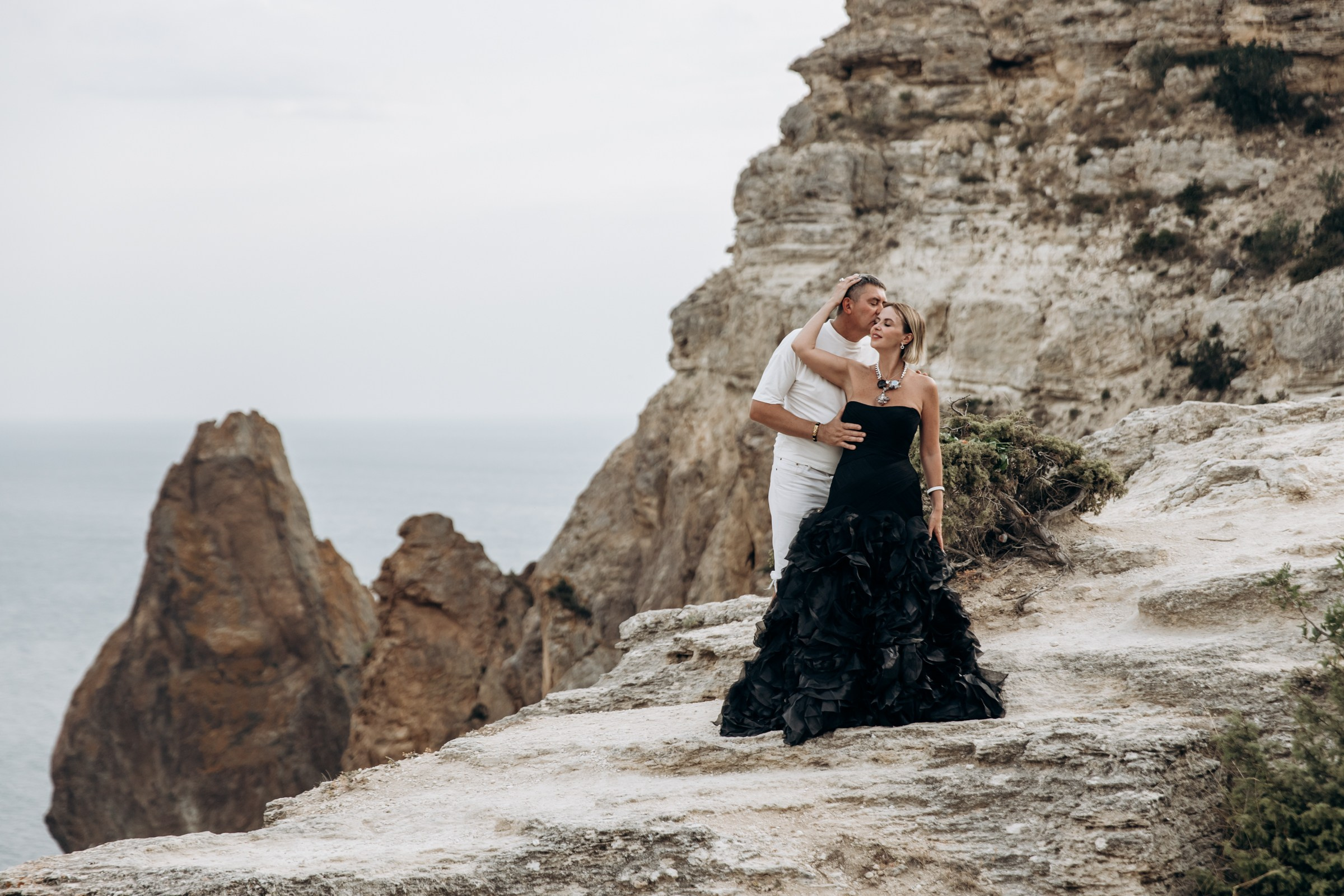 Карина, муж и две дочки. 20летний юбилей. Фотограф в Крыму — Федор зайцев. Свадебная, семейная и портретная съёмка. Фотографии для контента, для бизнеса. Корпоративная съёмка