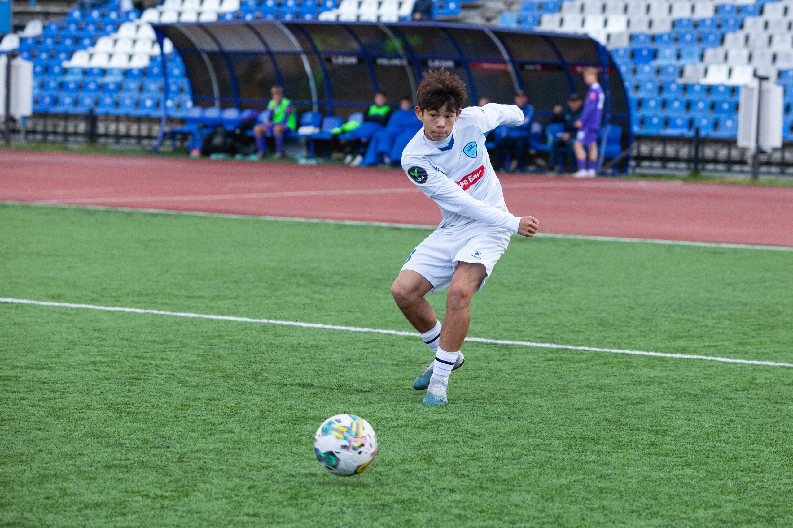 Матч юношеской футбольной лиги между командами СШ «Сахалин» и «СШОР № 1» (Комсомольск-на-Амуре). Кутузов Евгений Фотограф в Южно-Сахалинске