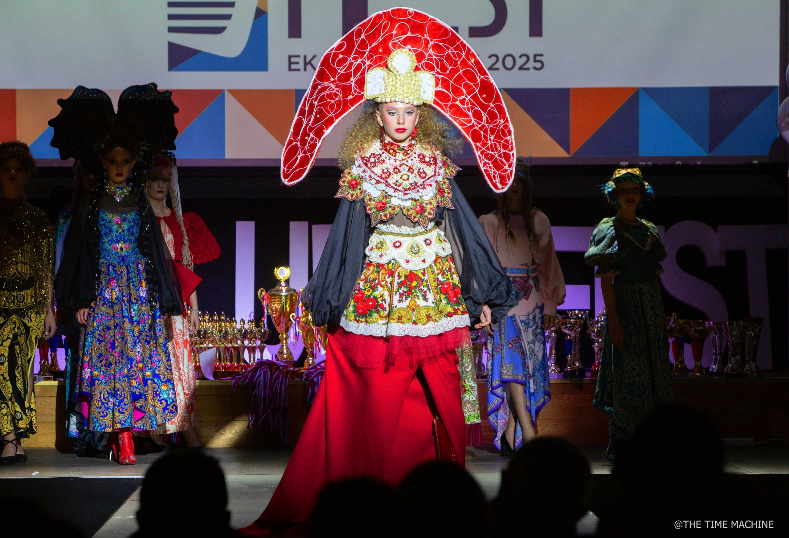 Открытки. Фотограф для маркетплейсов Михаил Бове