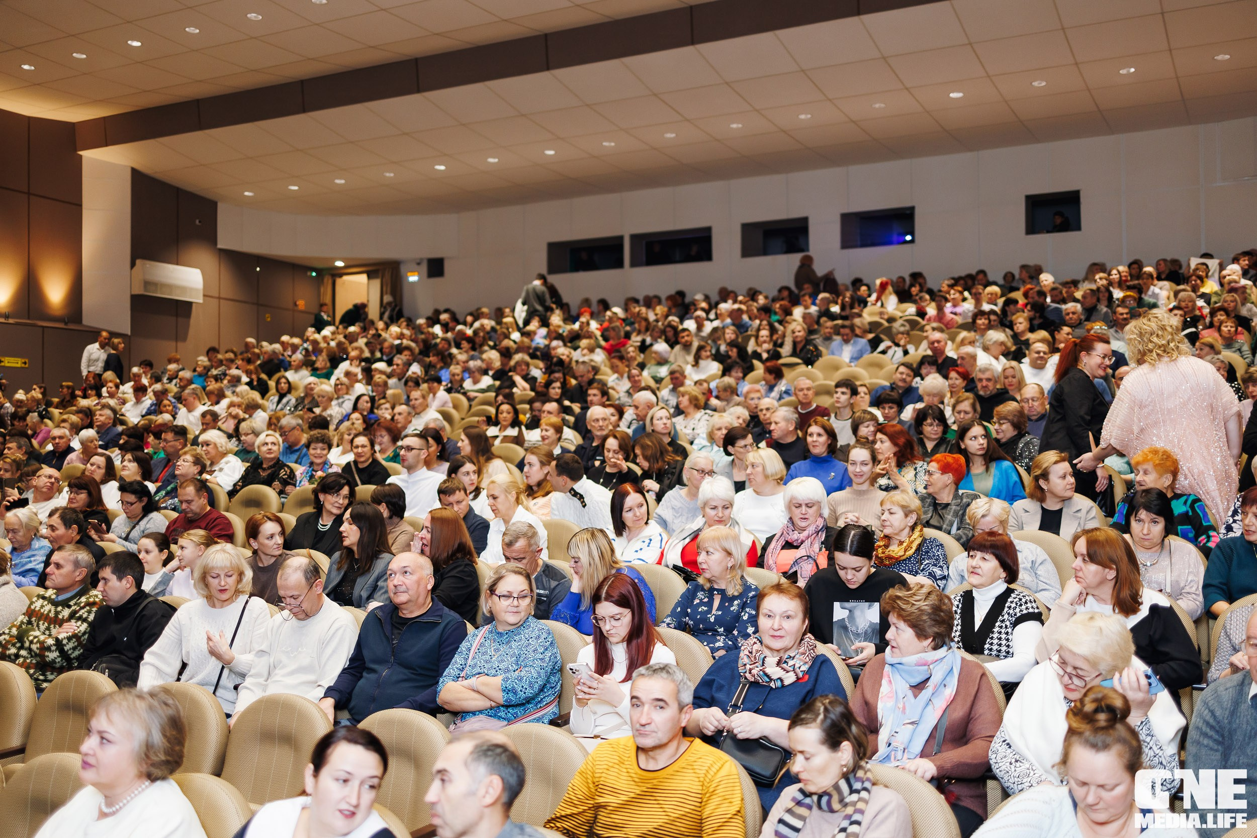 Фоторепортаж из Дома искусств. One Media Life: фоторепортажи, фотоотчеты с мероприятий и заведений