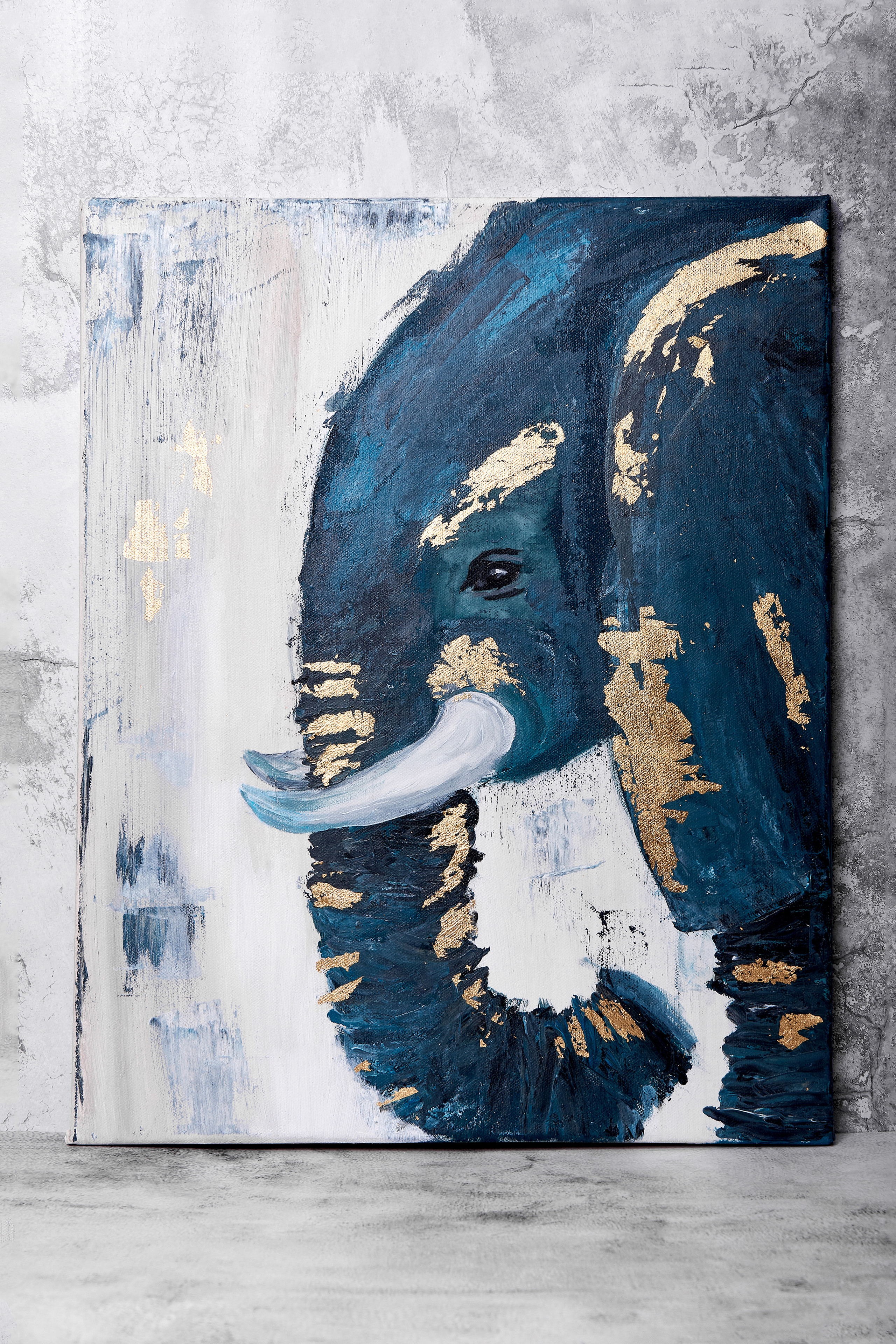 Съемка картин. Контент фотограф для бизнеса и маркет-плейсов