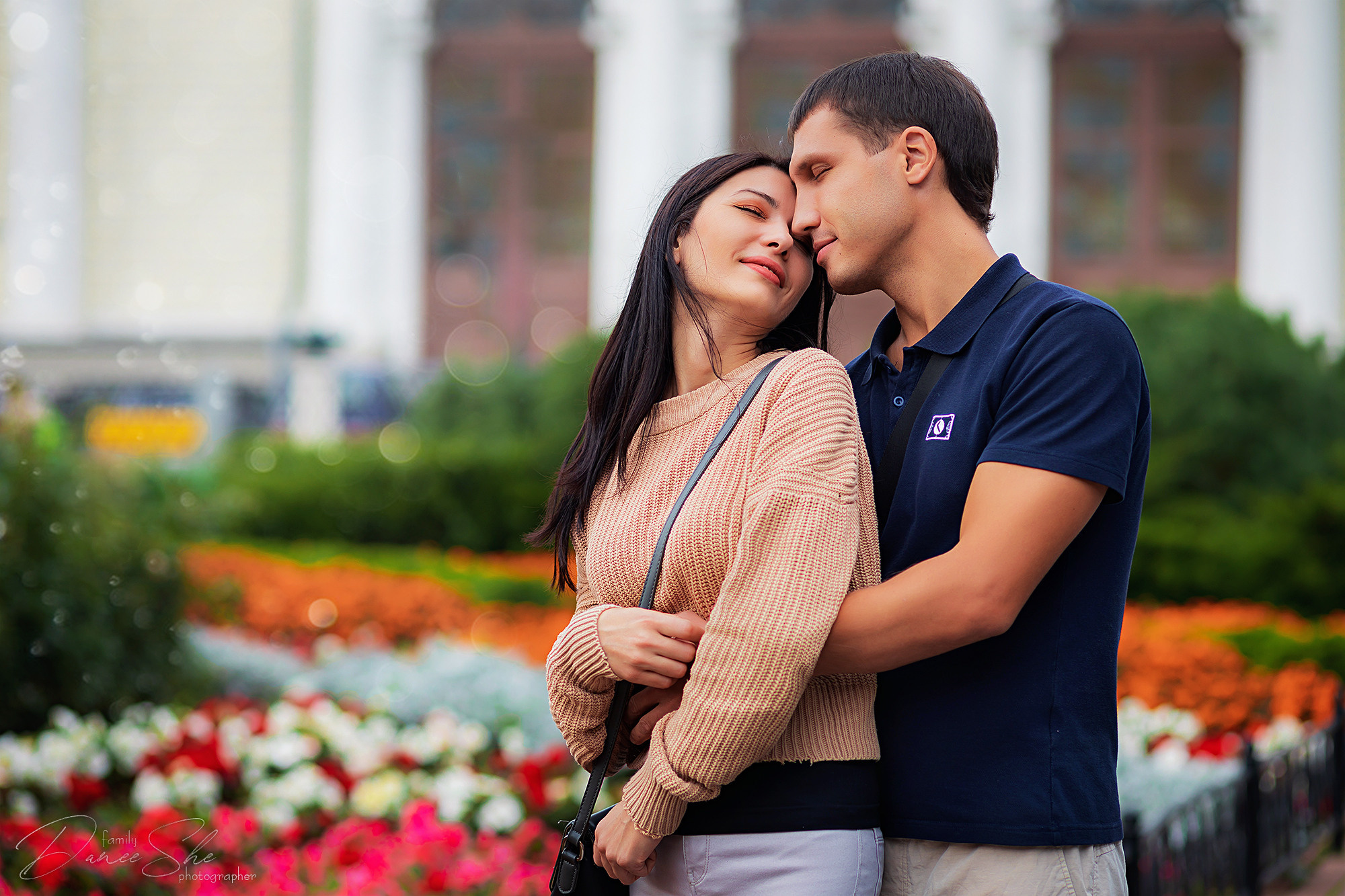 Фотосессия lovestory по центру города Москвы. Интерьеры, Контент, Портреты | Фотограф в Москве Дани Терно