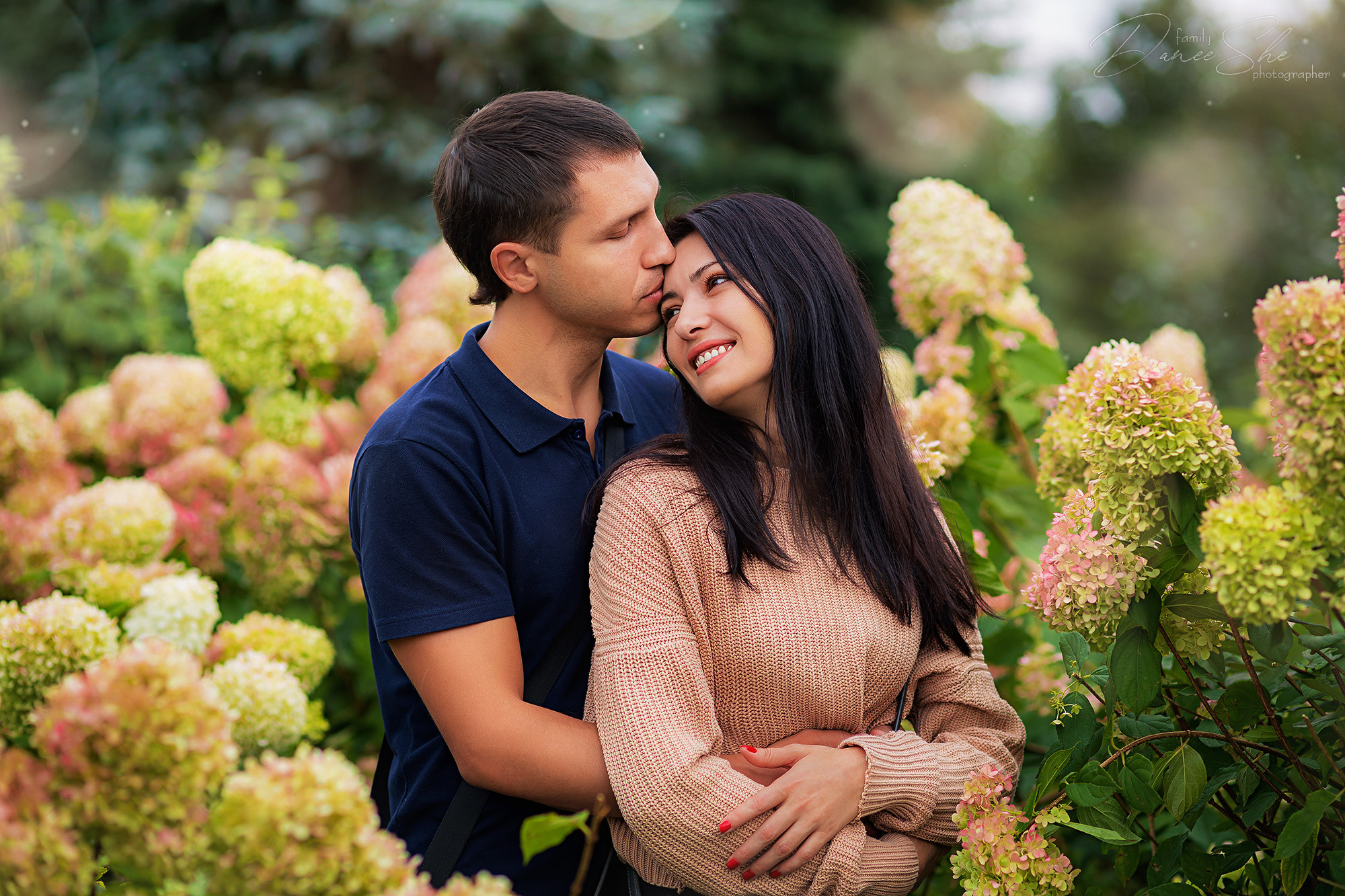Фотосессия lovestory по центру города Москвы. Интерьеры, Контент, Портреты | Фотограф в Москве Дани Терно