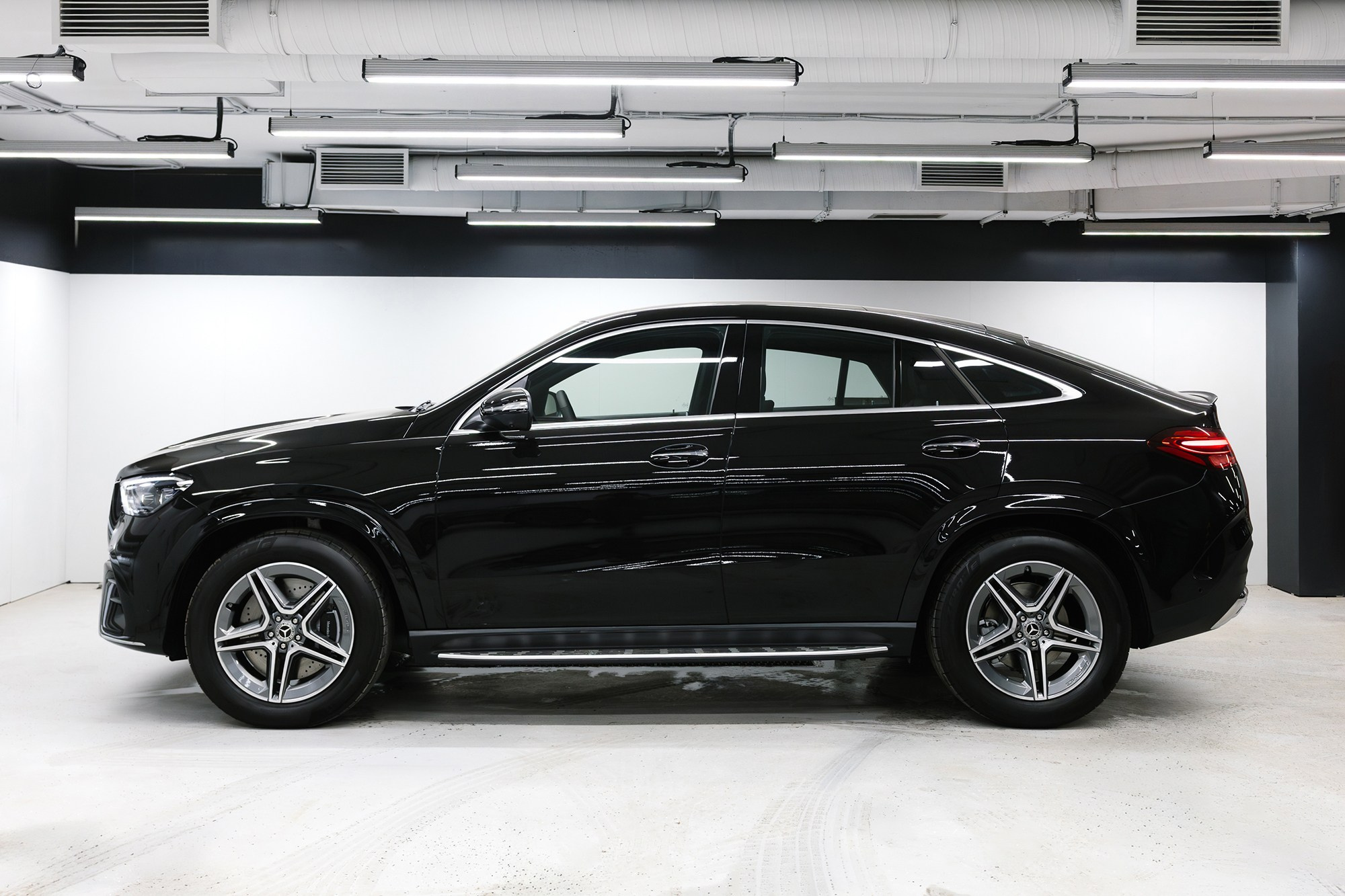 Продажа нового Mercedes-Benz GLE 450 3.0 4MATIC 9G-Tronic в Москве. Автосалон «Х-Авто»