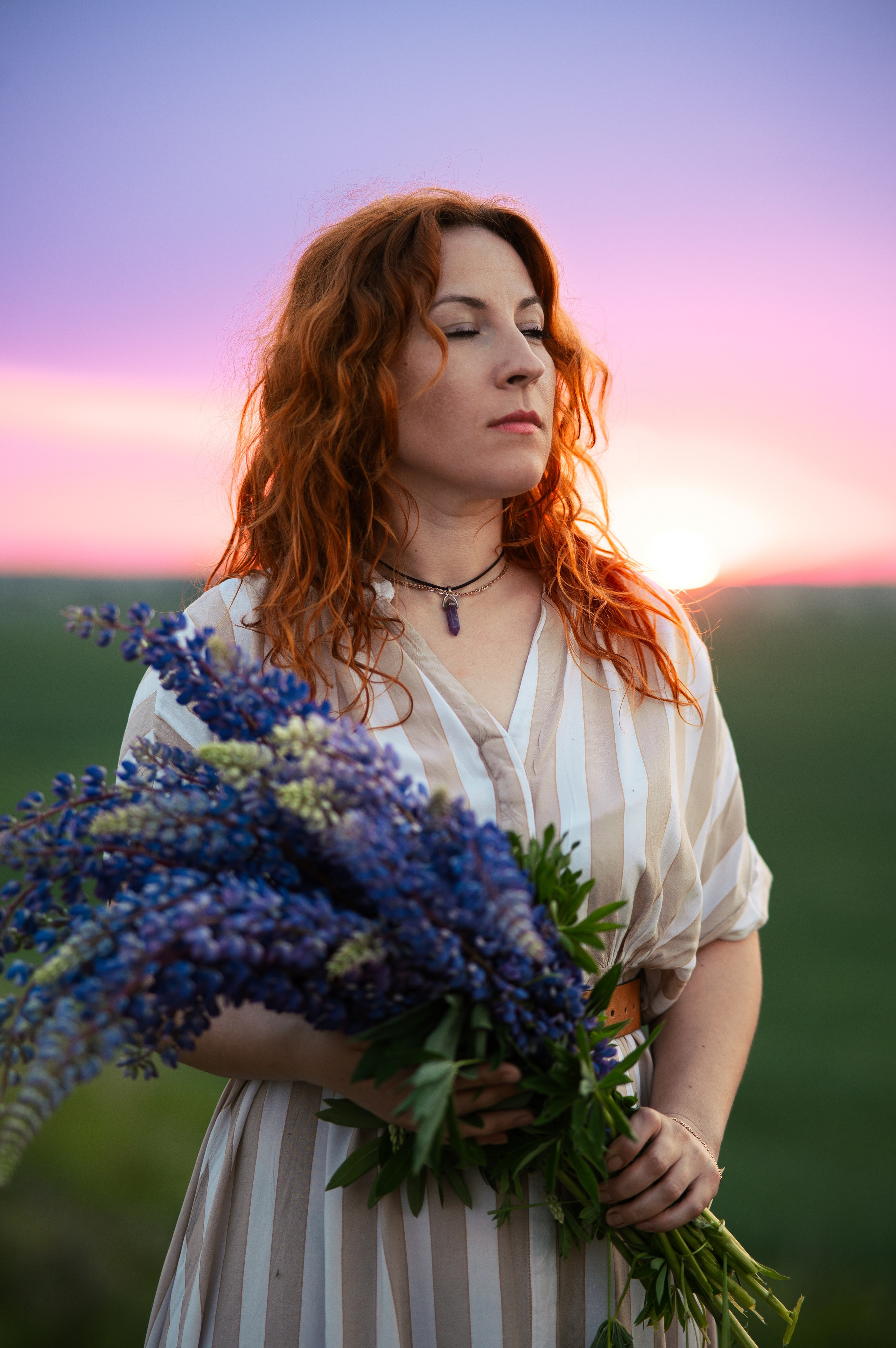 «Анастасия» в люпиновом поле. Фотосъемка и видеосъемка в Калининграде Liveemotion.pro