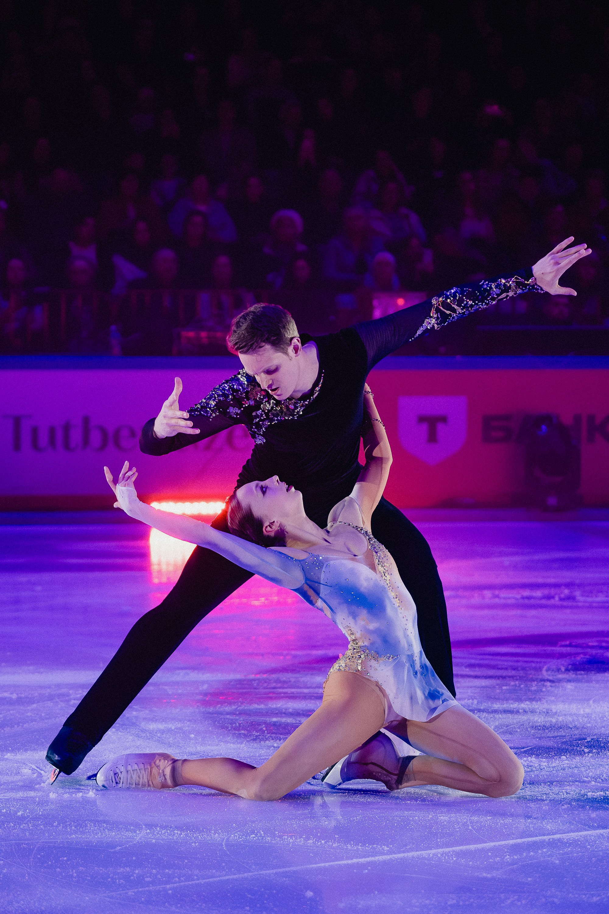 Шоу Этери Тутберидзе в Новосибирске. Воробьева Ксения — Спортивный и танцевальный фотограф Новосибирск