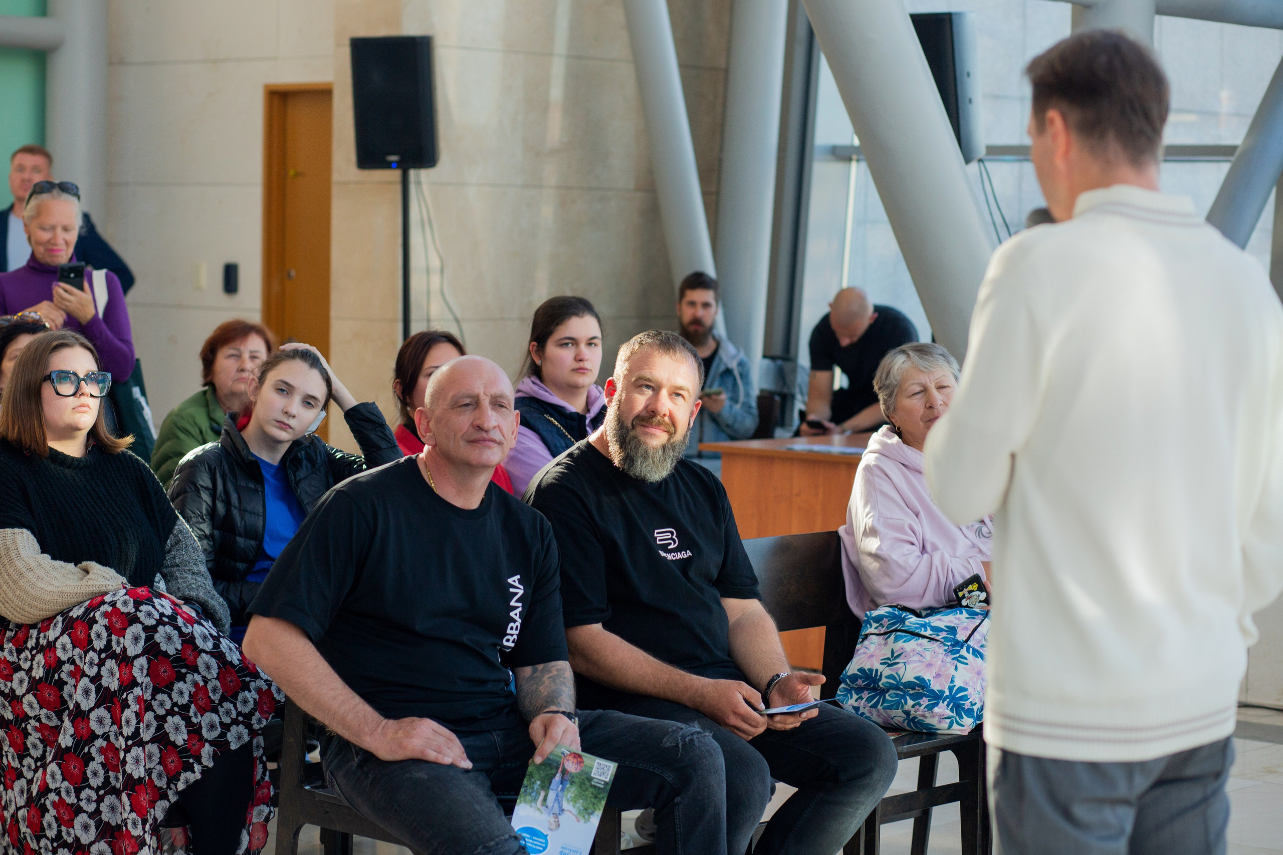 Репортажная фотосъемка во Владивостоке. Портретный, свадебный, репортажный фотограф во Владивостоке Юлиана Джули Фокс