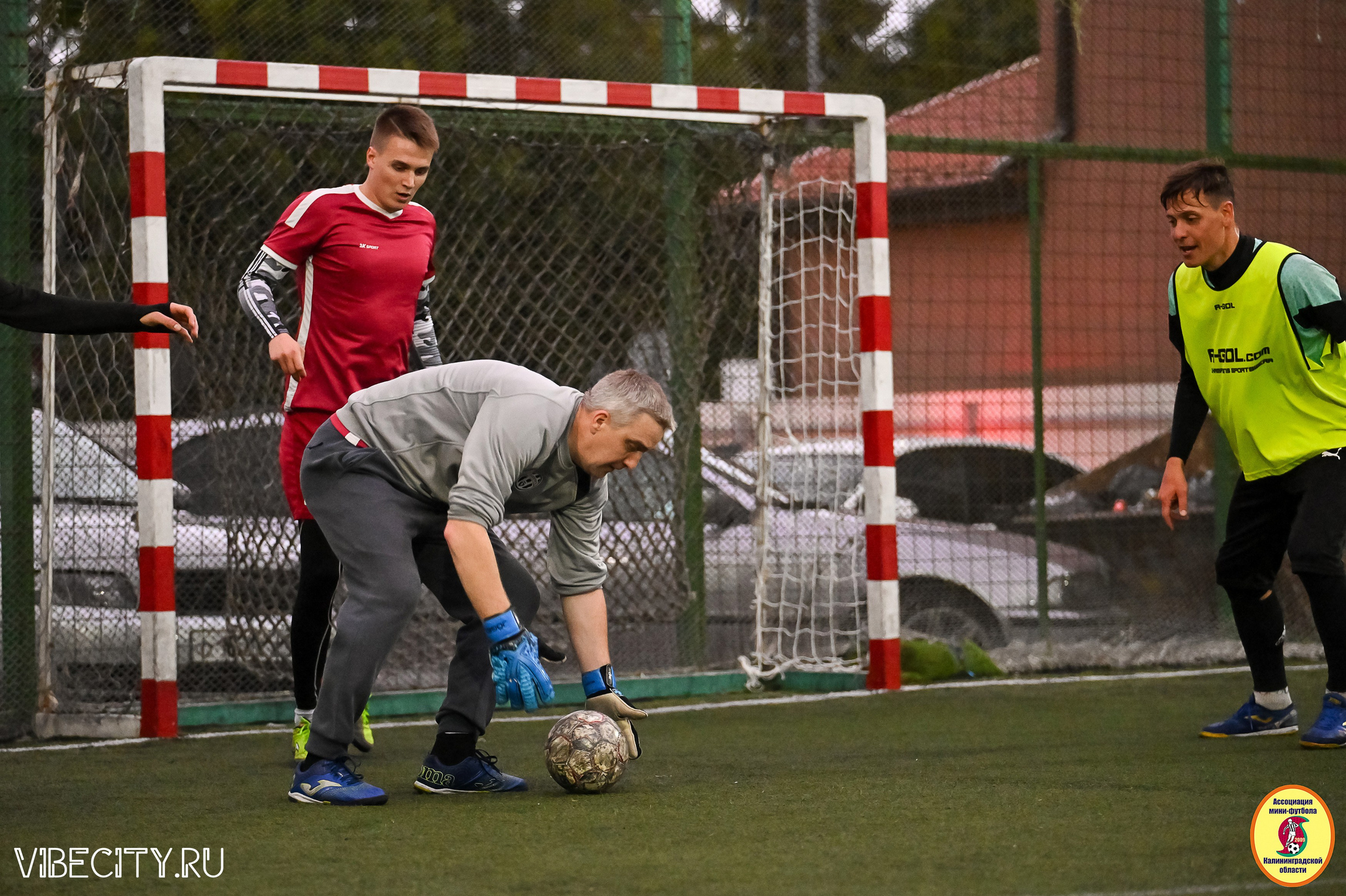 ИГРЫ МИНИ-ФУТБОЛЬНОЙ И КОРПОРАТИВНОЙ ЛИГИ. VIBECITY.RU Вайб Сити Ру Фоторепортажи Фотоотчеты Калининград