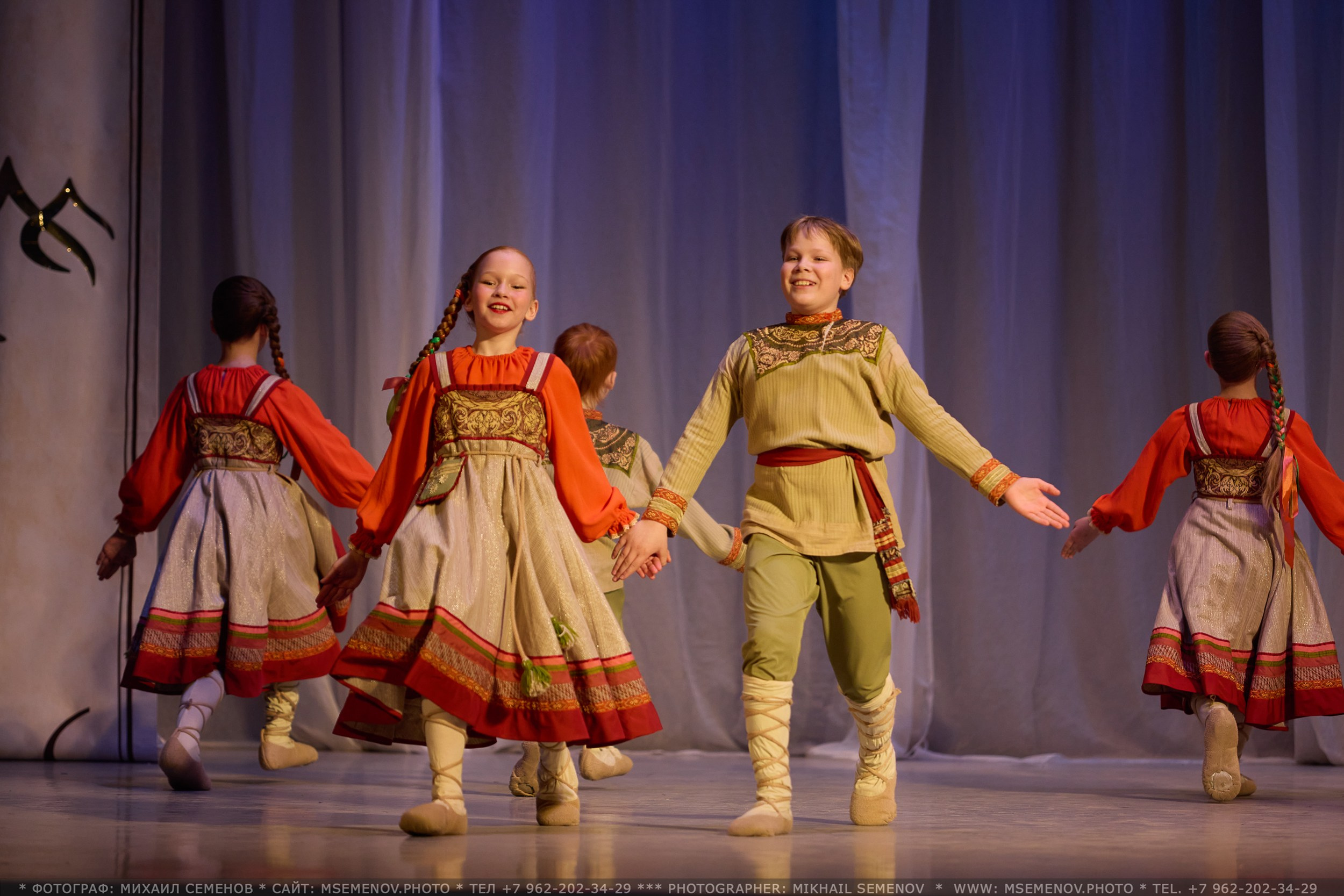 Фоторепортаж с Концерта «Волжанка» и «Задоринка»