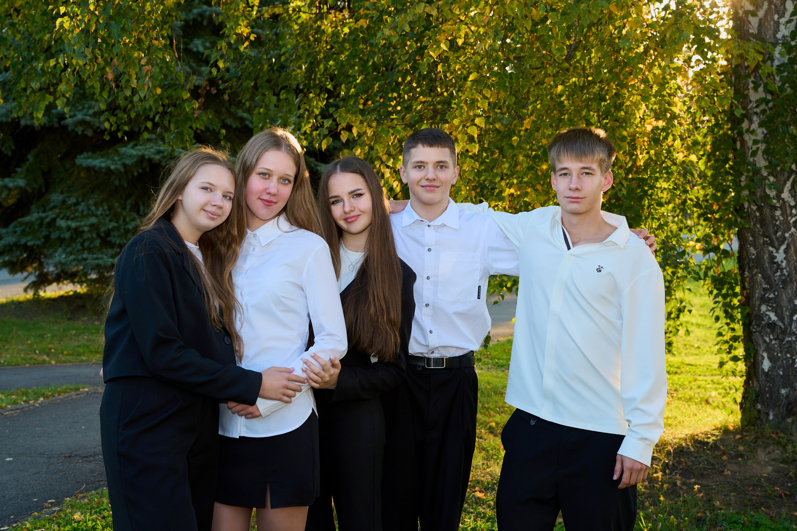 Осенняя съёмка выпускников 9 класса. Детский и семейный фотограф в Нижнем Тагиле Светлана Пономаренко