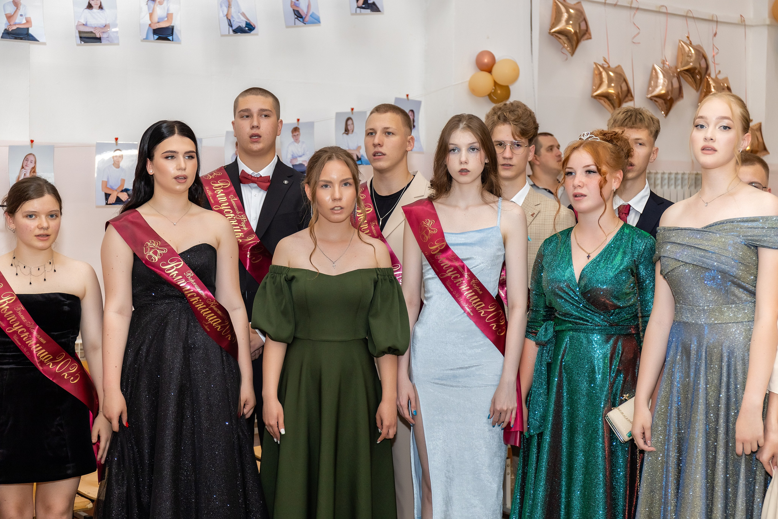 Выпускной. Школа 22, 11 класс. Стильный выпускной альбом Владивосток фотограф Вероника Мигачева