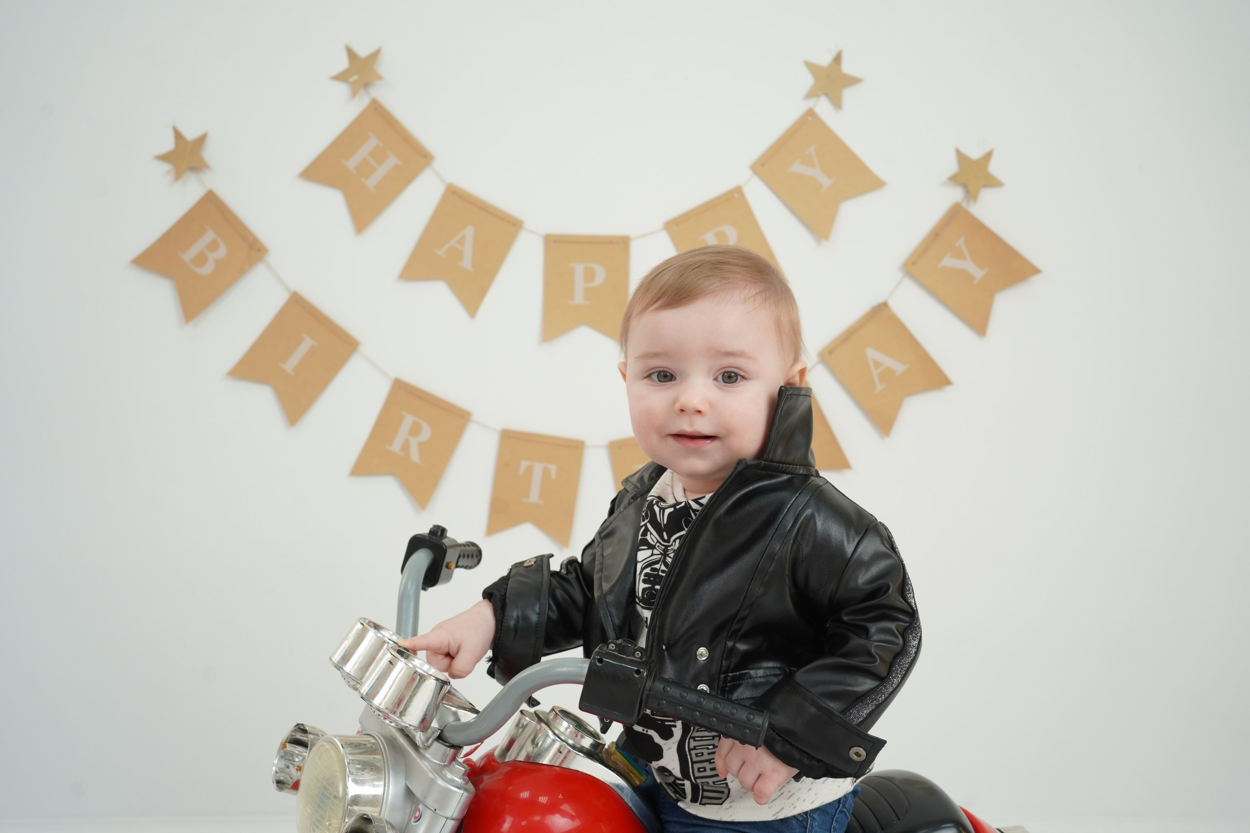 Фотосессия на Годик для Мальчиков. Детская Фотостудия ГОДОВАСИКИ в Санкт-Петербурге фотосесия на годик