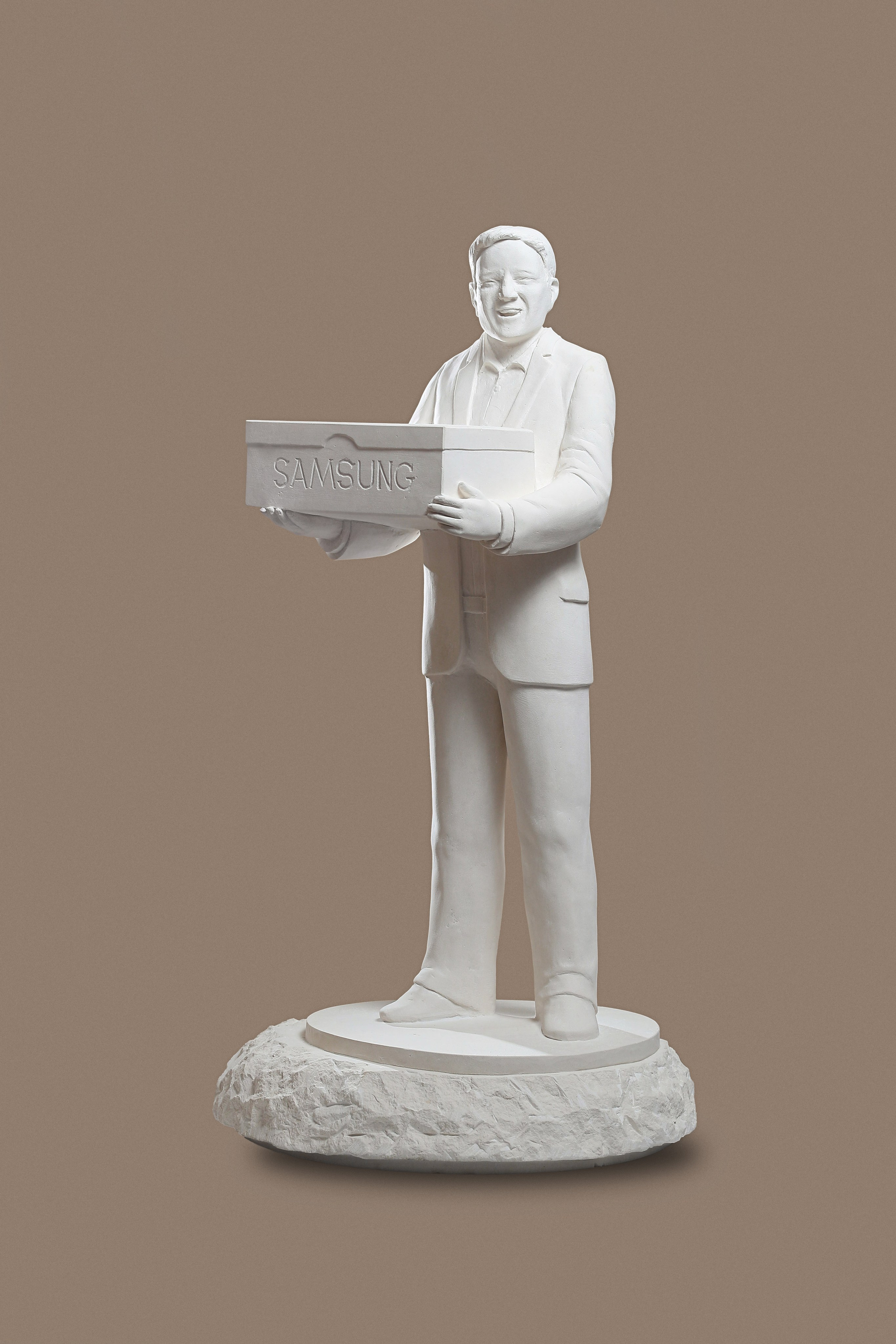 Фигурка из мрамора изготовленная на производстве в городе Раменское.