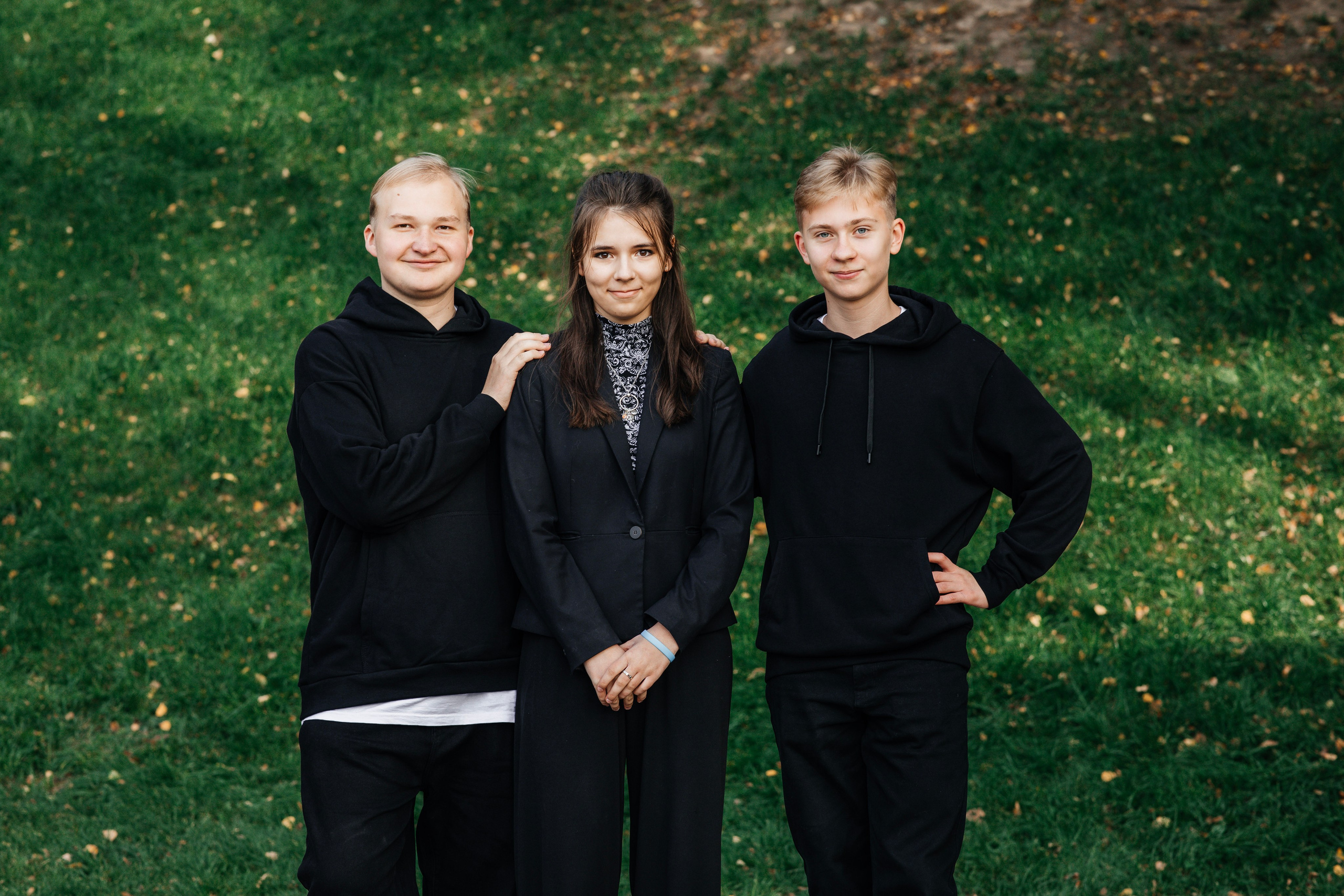 Фотосессия для выпускного альбома в парке Им. Талалихина. Выпускные альбомы в Подольске Москве и МО