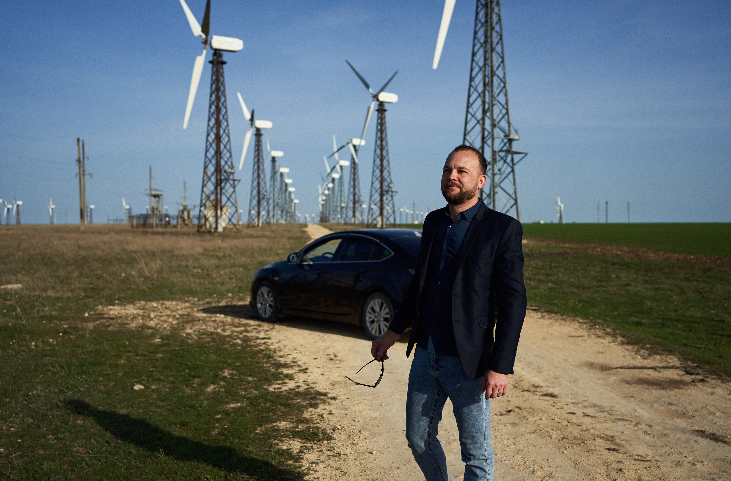 Мужская фотосессия в поле. Фотограф Зайцева Надежда. Фотосессия в Евпатории.