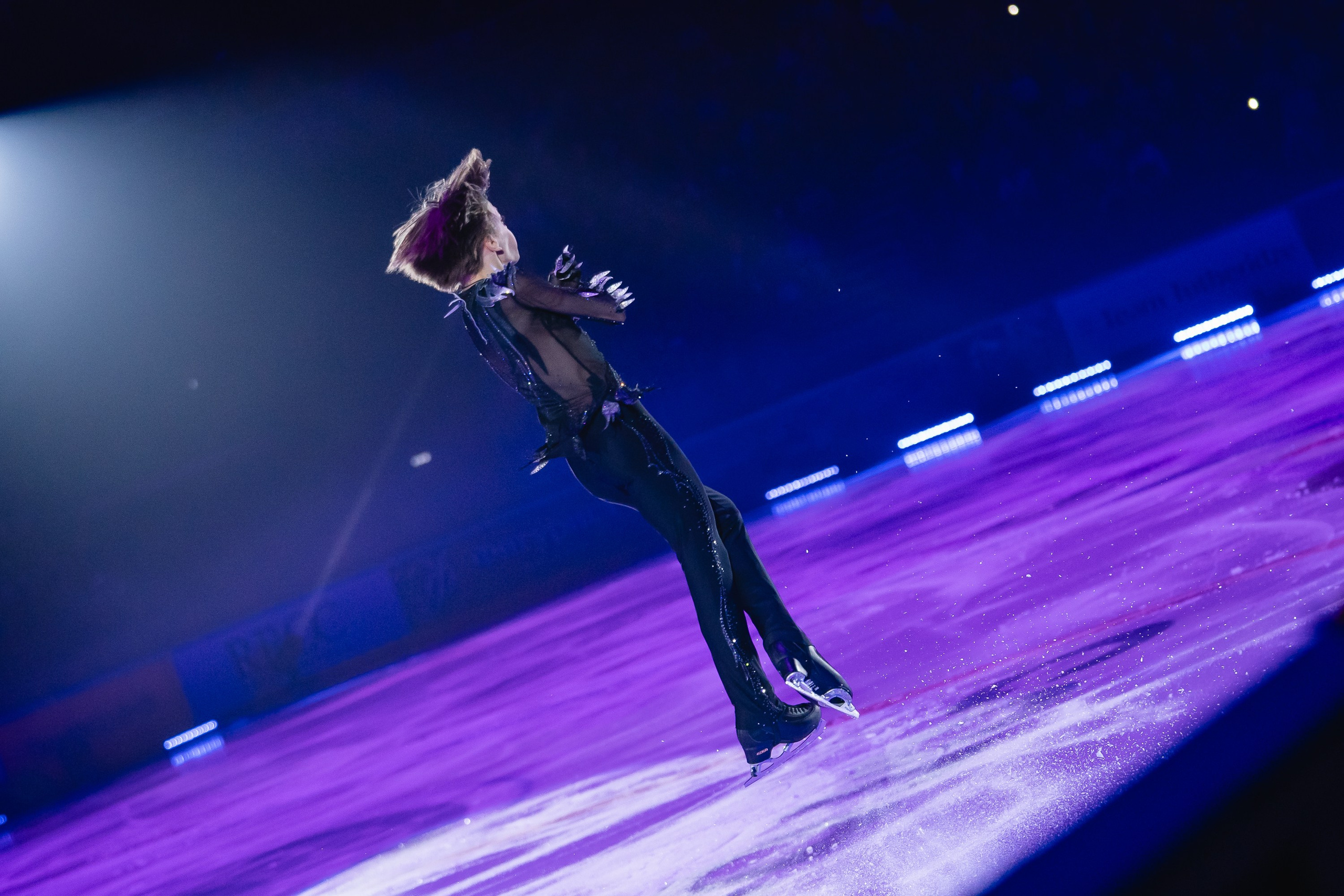 Шоу «Чемпионы на льду» в Новосибирске. Воробьева Ксения — Спортивный и танцевальный фотограф Новосибирск