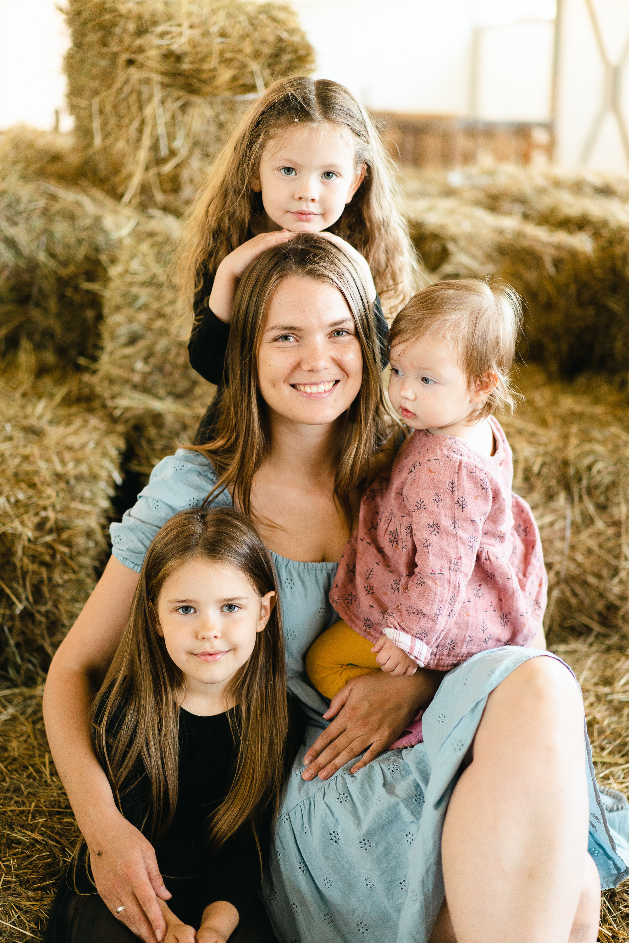 Девочки в Ивашево. Фотограф Карина Клапотовская в Москве и Московской области