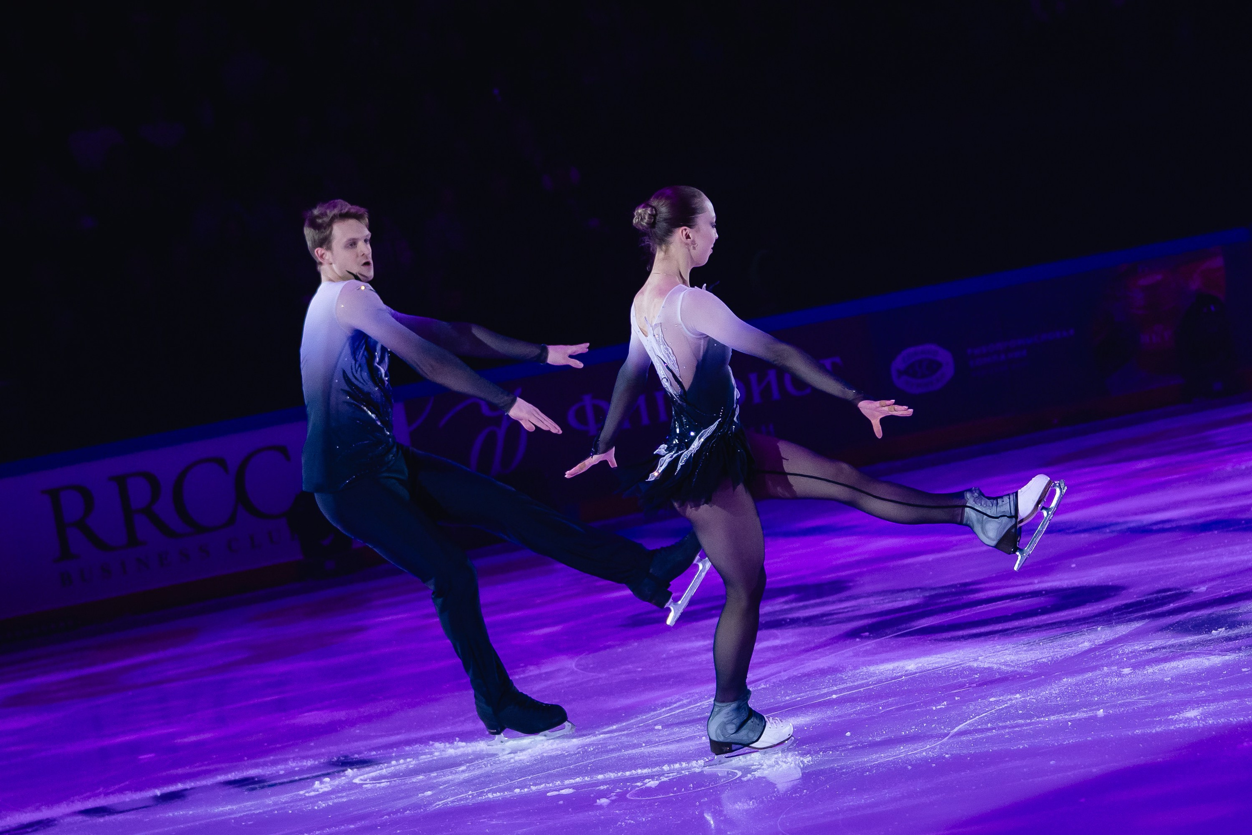 Шоу «Чемпионы на льду» в Новосибирске. Воробьева Ксения — Спортивный и танцевальный фотограф Новосибирск