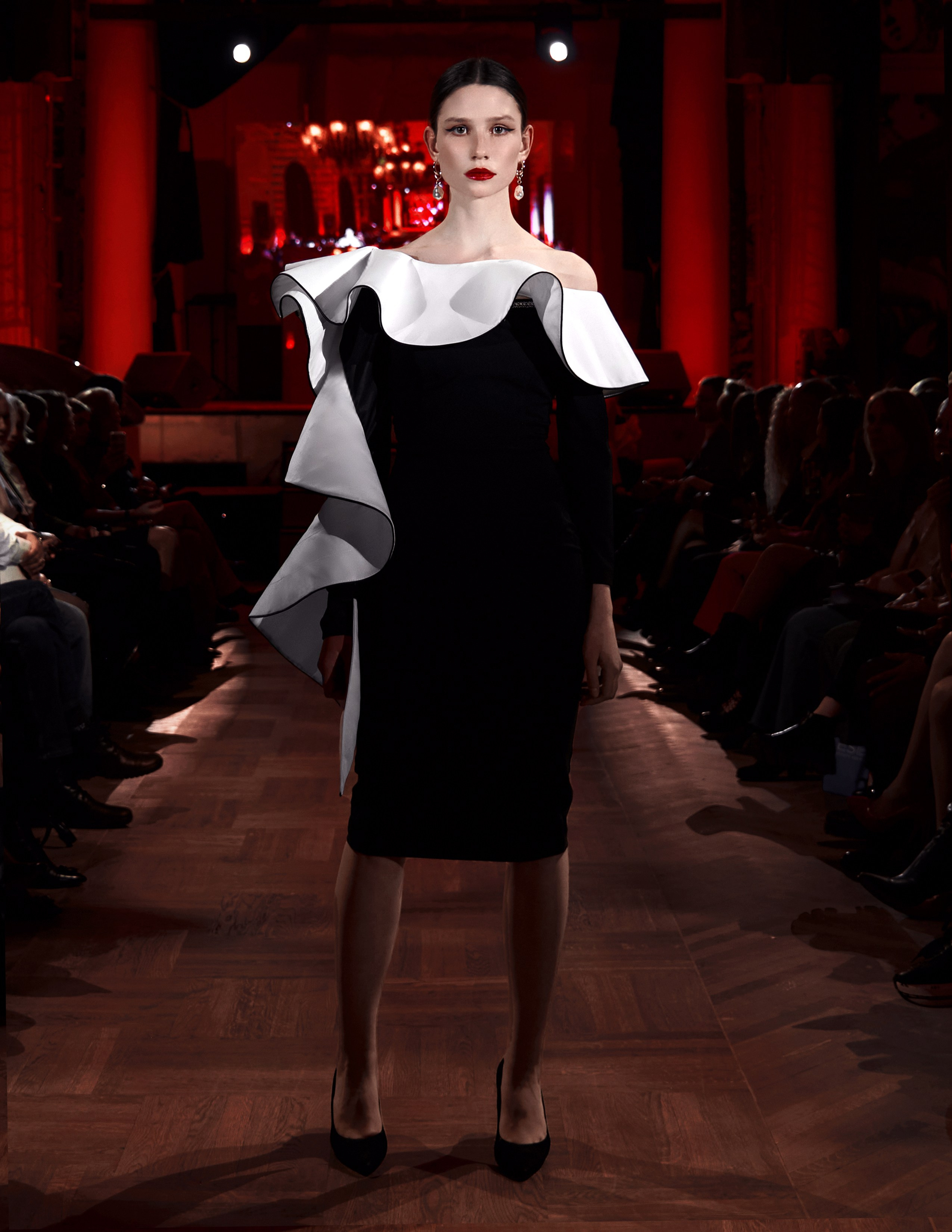 Beauty in details. Horizont ZIN | Bold fashion | Innovative art