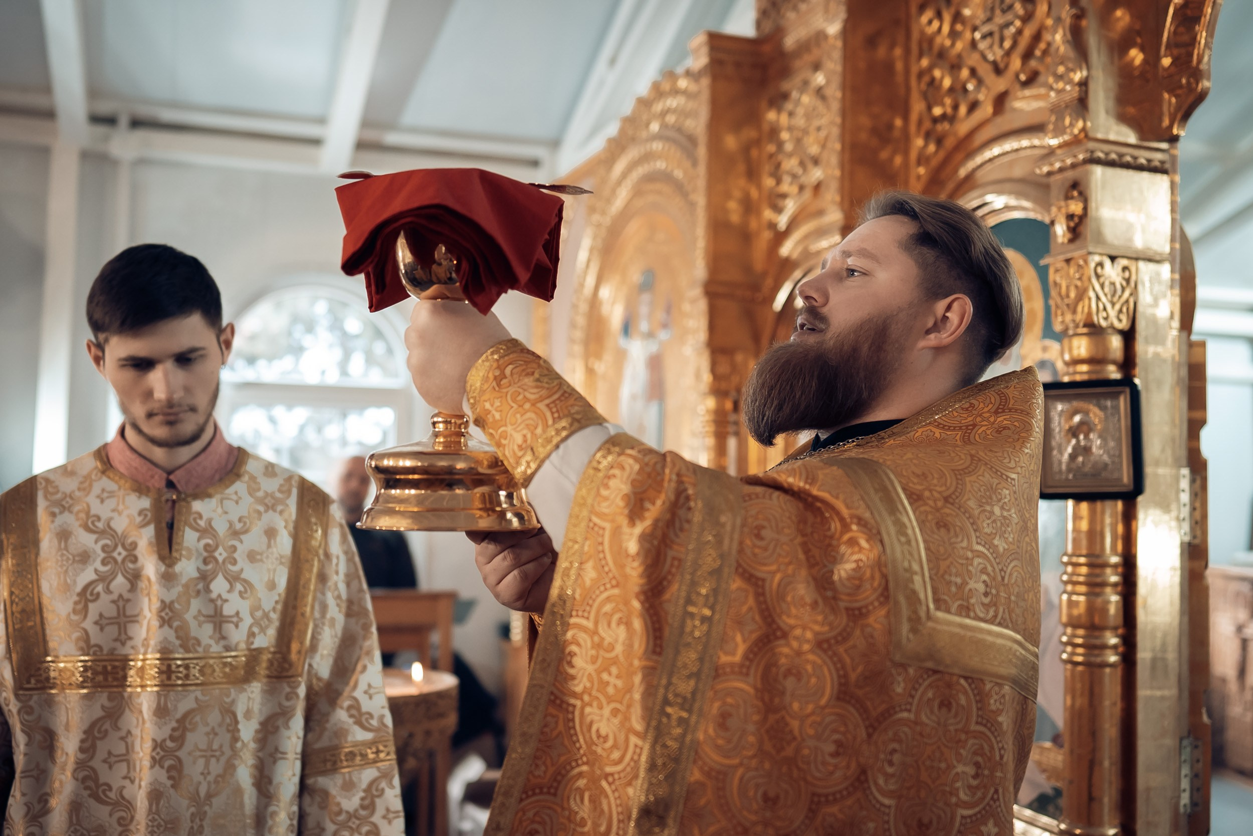 Богослужения в храме Прп.Виталия Александрийского г. Севастополь. Церковный фотограф Севастополь