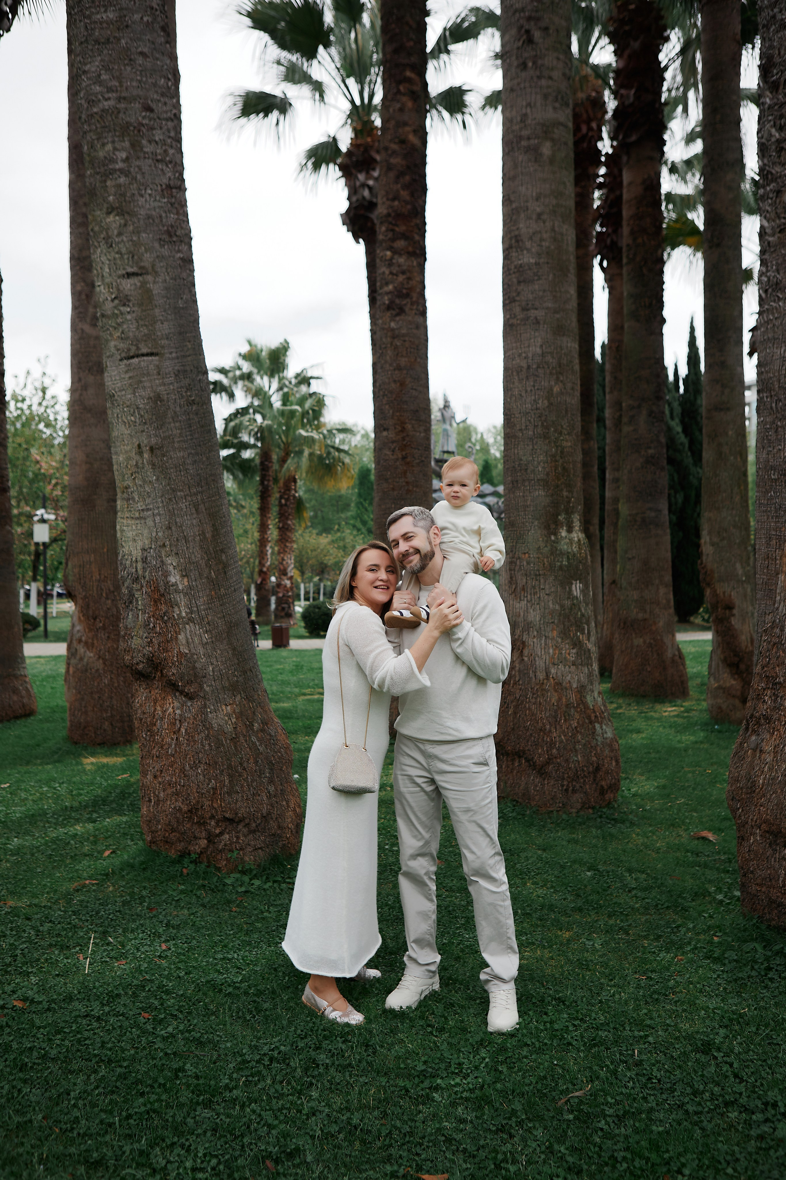 Фотосессия красивой семьи Кангун. Свадебный и семейный фотограф в Сочи-Красной поляне Ларионова Анна