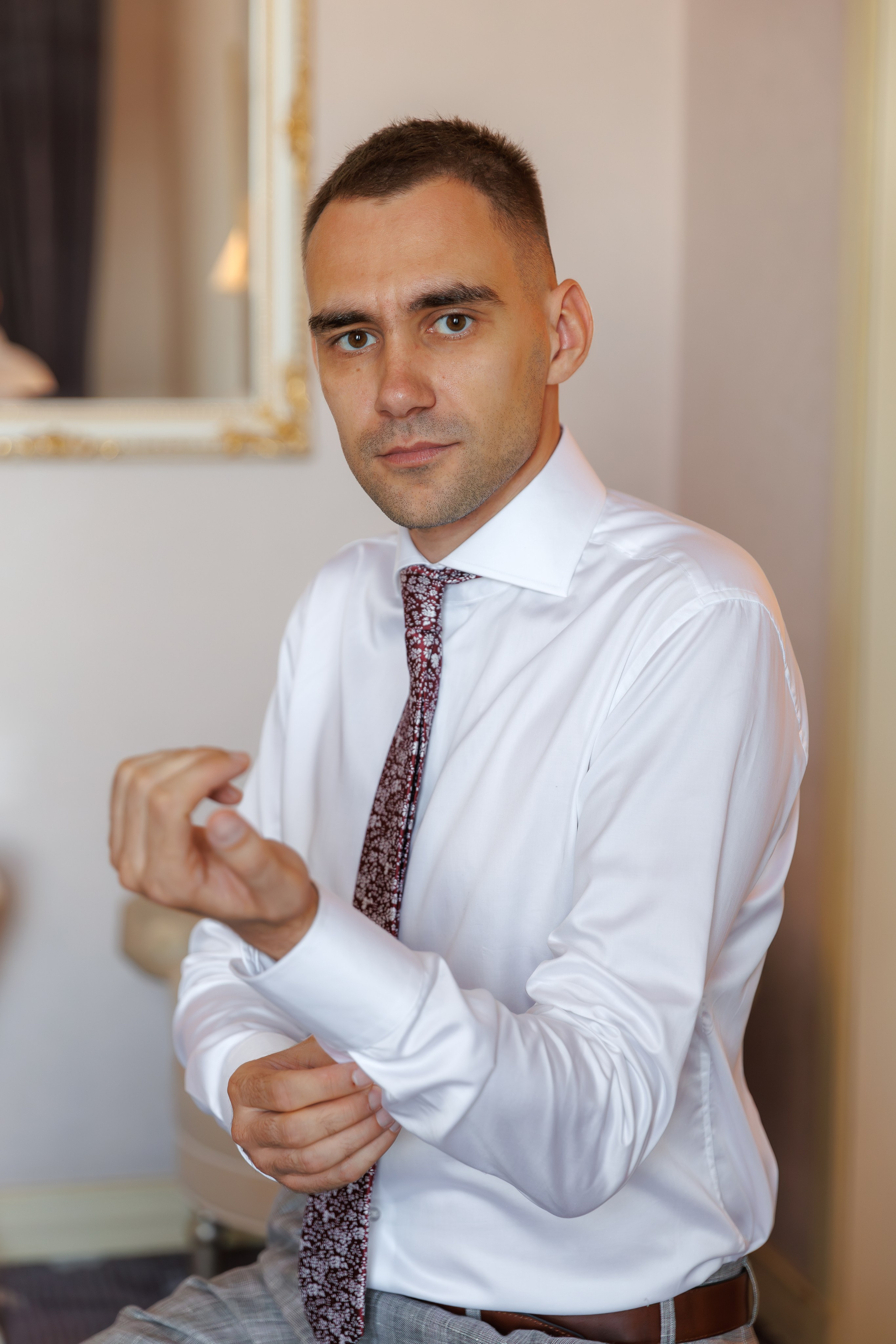 Свадебная фотосессия и сборы в отеле Милан (м. Домодедовская). Свадебный фотограф Москва и МО Сергей Киржаев