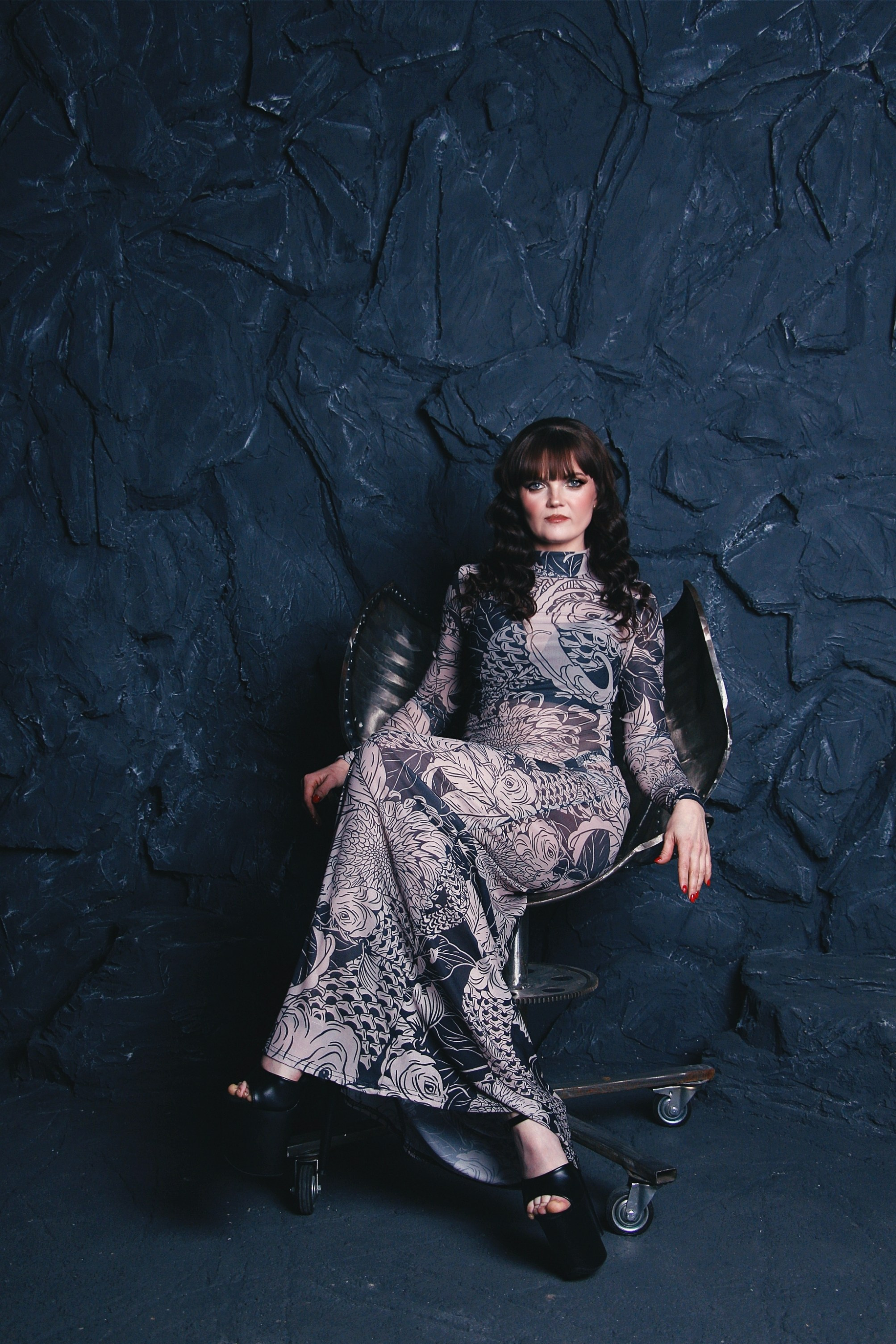 Елена в платье с Драконами…. Творческая, семейная Фотосъемка ДоброДарова Елена Омск