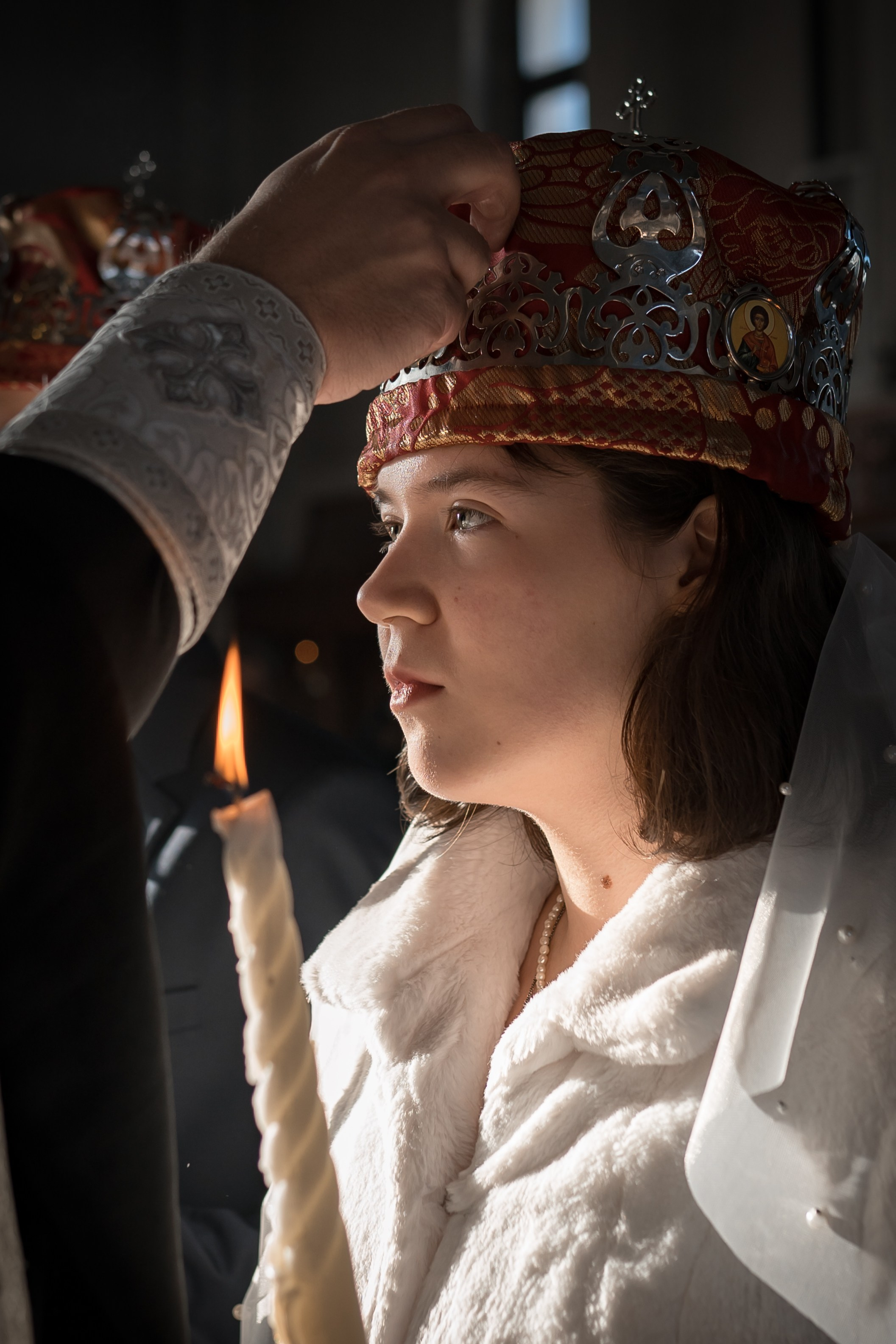 крещение венчание фотограф на венчание фотограф на крещение невеста свадьба обручальное кольцо медовый месяц православие венчание молодожены