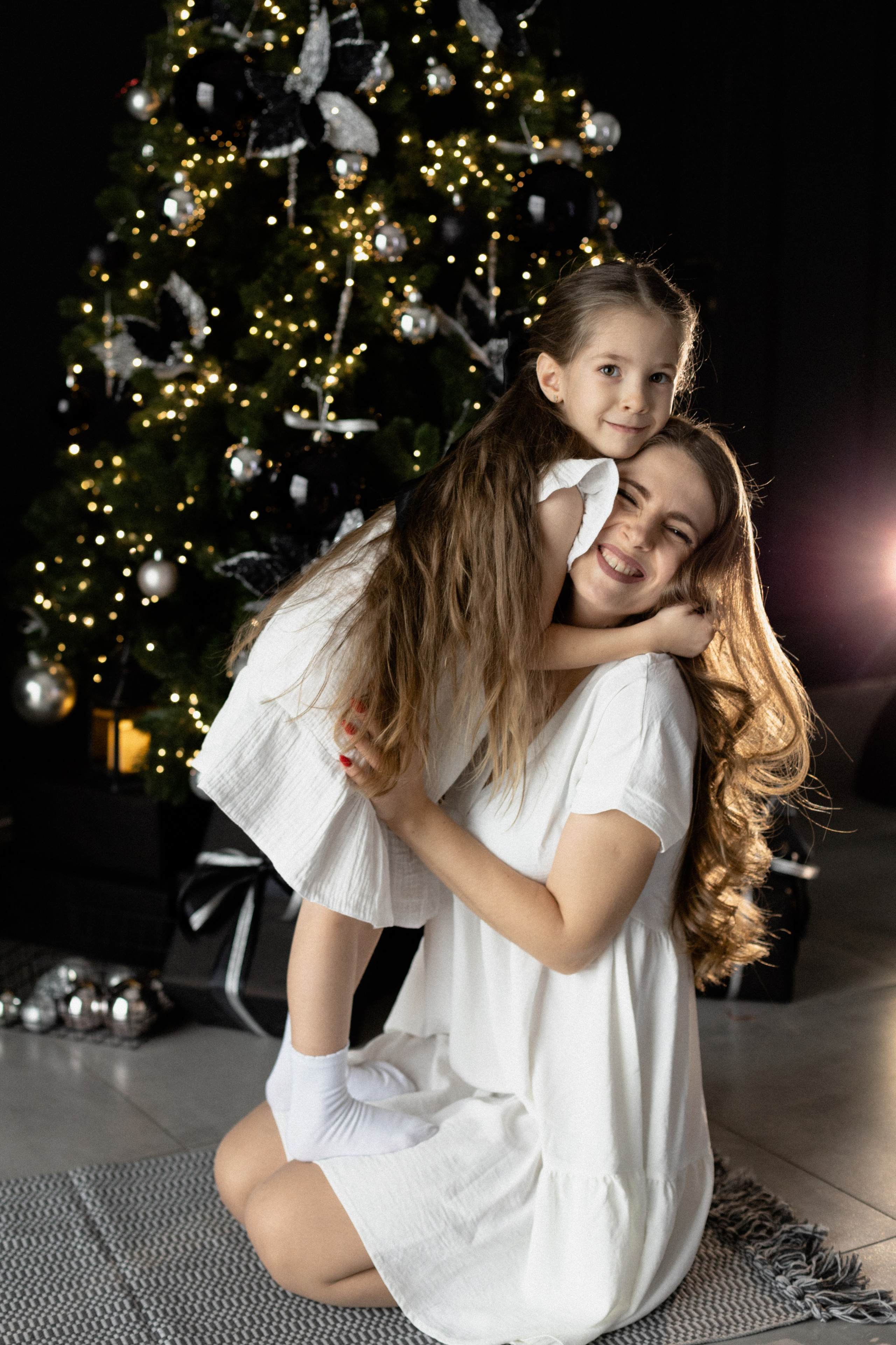 Новогодняя фотосессия. Фотограф Челябинск Эвелина Ганага, съемка для бизнеса и маркетплейсов