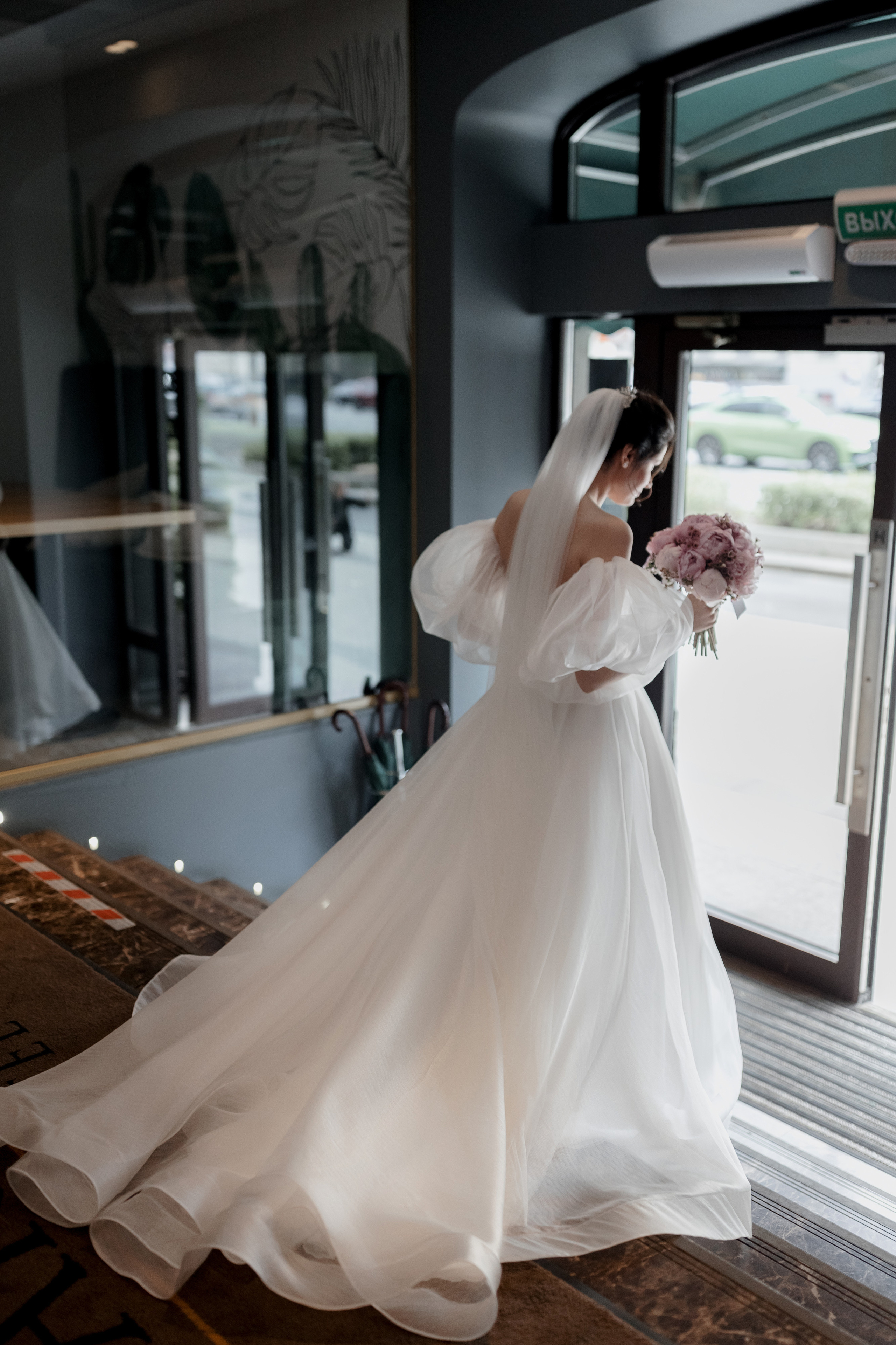 Эмоциональный и такой настоящий день. Свадебный фотограф Виктория Карпова