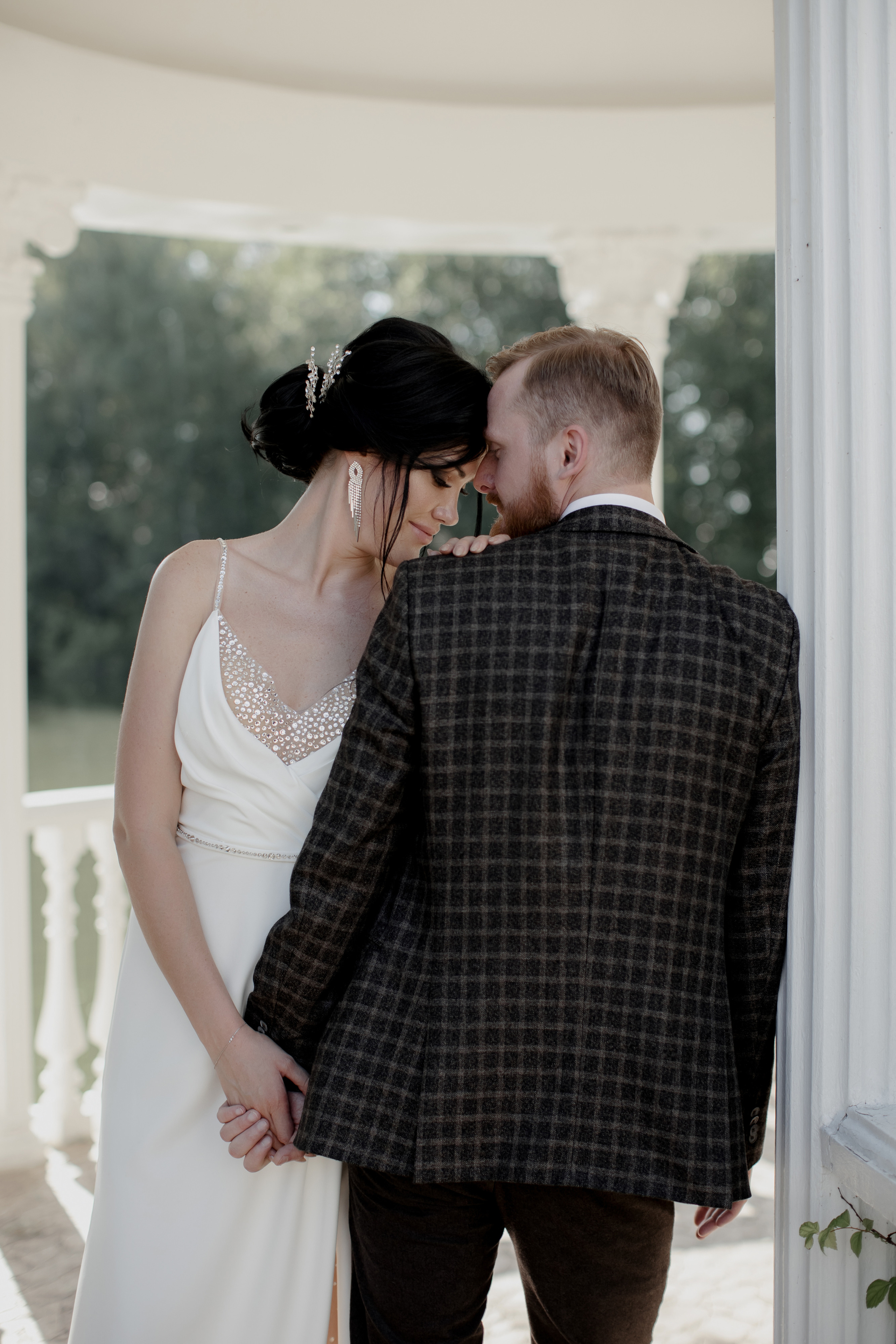 Свадебная съемка в центре искусств на Волхонке. Свадебный фотограф Виктория Карпова