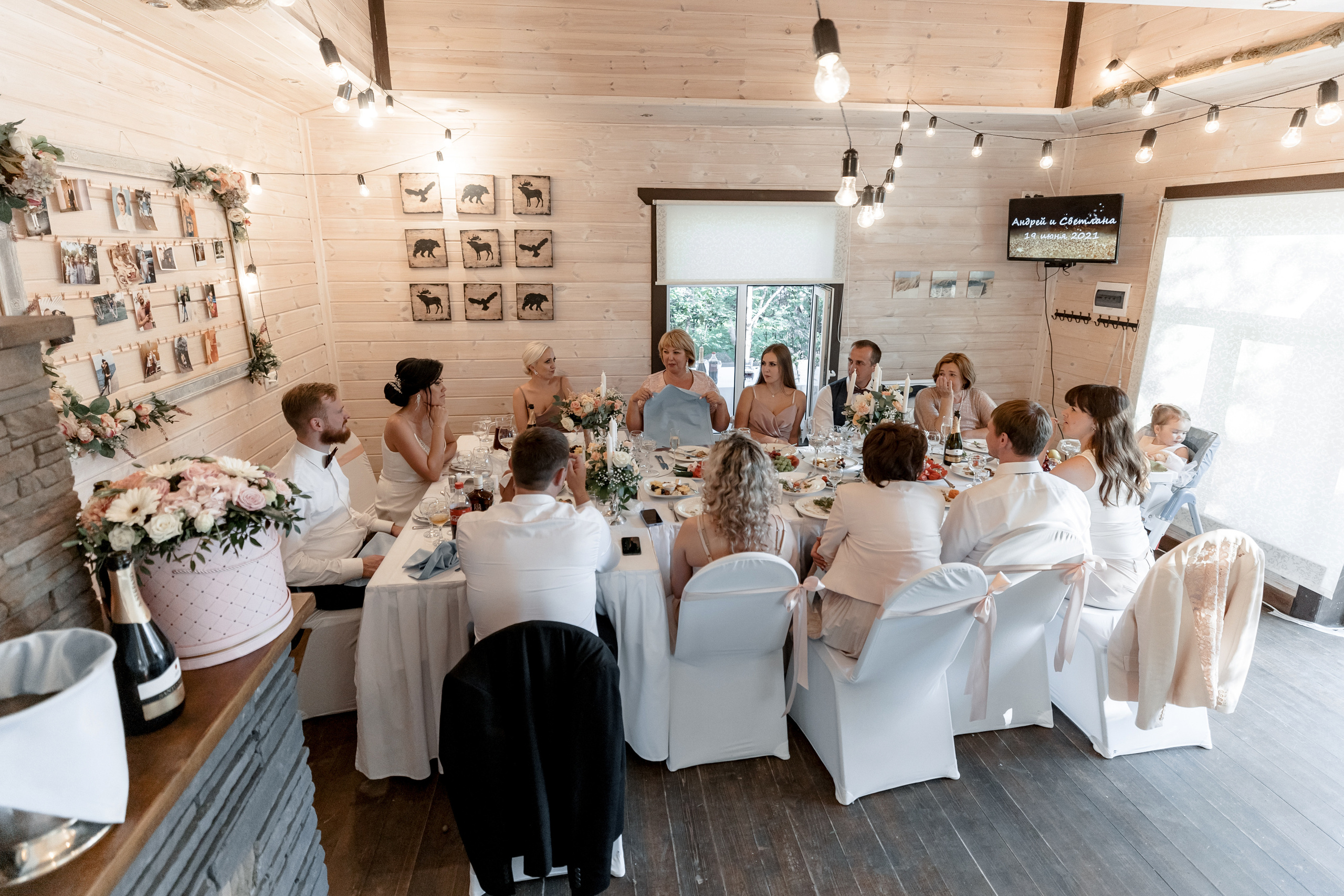 Свадебная съемка в центре искусств на Волхонке. Свадебный фотограф Виктория Карпова