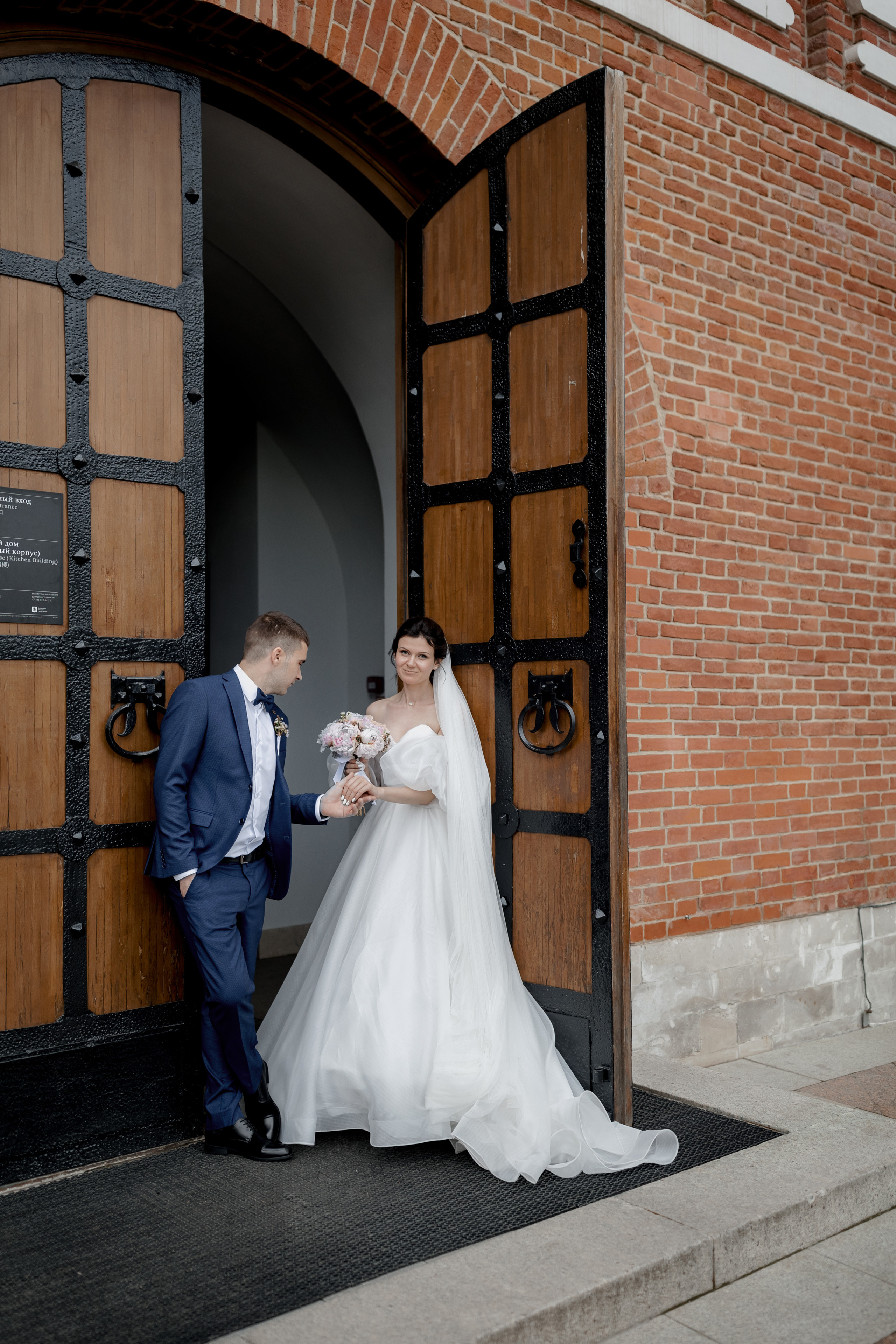 Эмоциональный и такой настоящий день. Свадебный фотограф Виктория Карпова