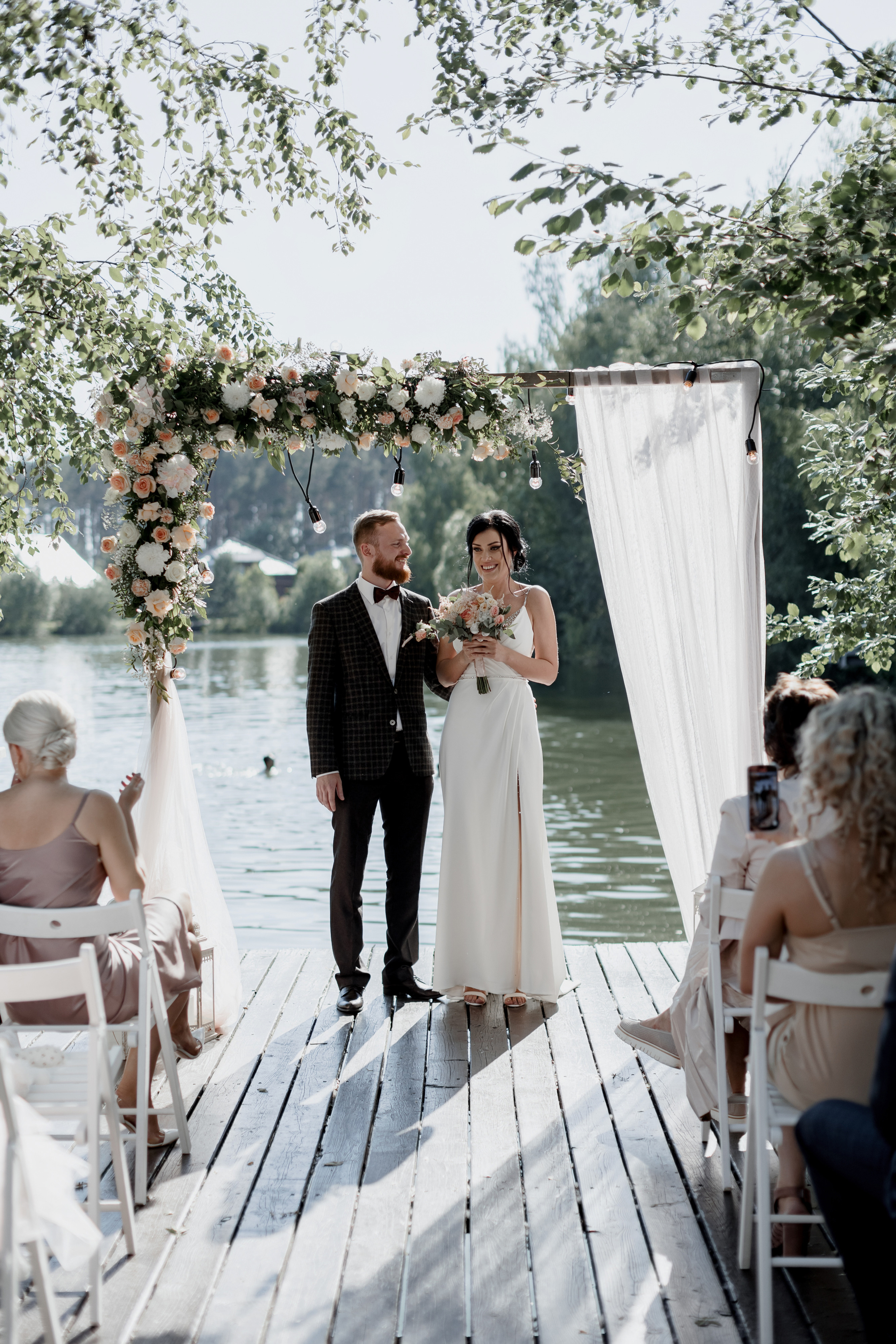 Свадебная съемка в центре искусств на Волхонке. Свадебный фотограф Виктория Карпова