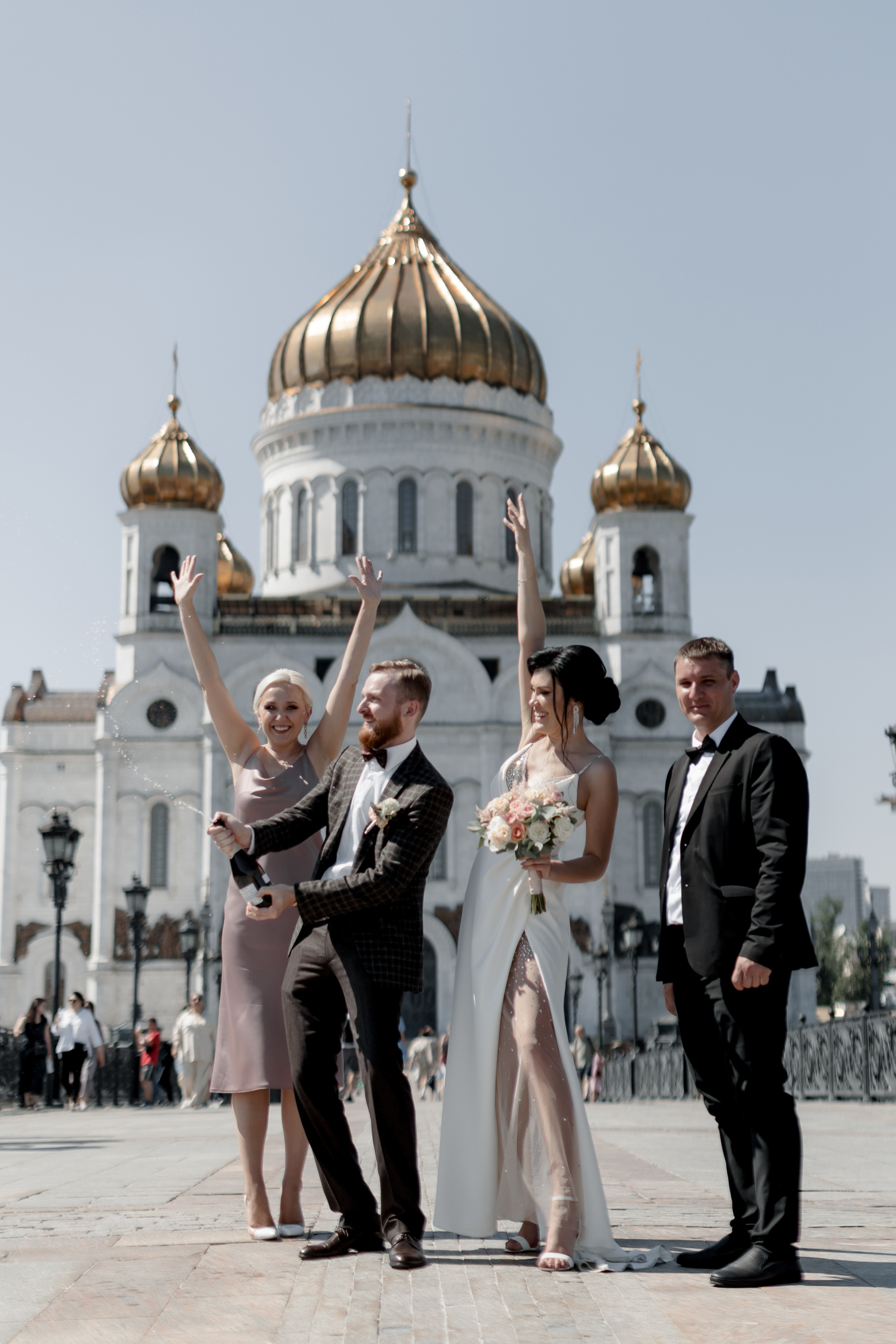 Свадебная съемка в центре искусств на Волхонке. Свадебный фотограф Виктория Карпова