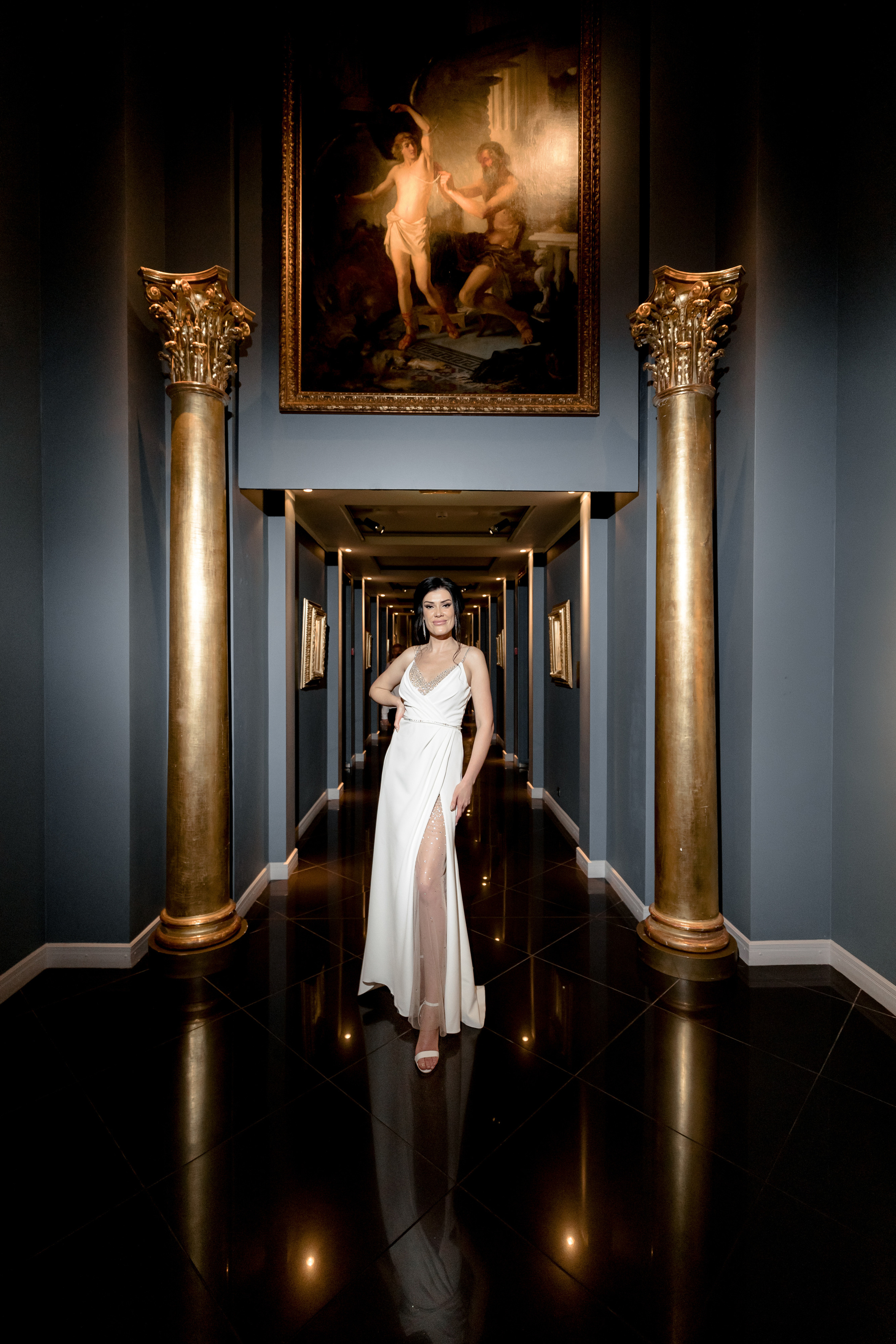 Свадебная съемка в центре искусств на Волхонке. Свадебный фотограф Виктория Карпова