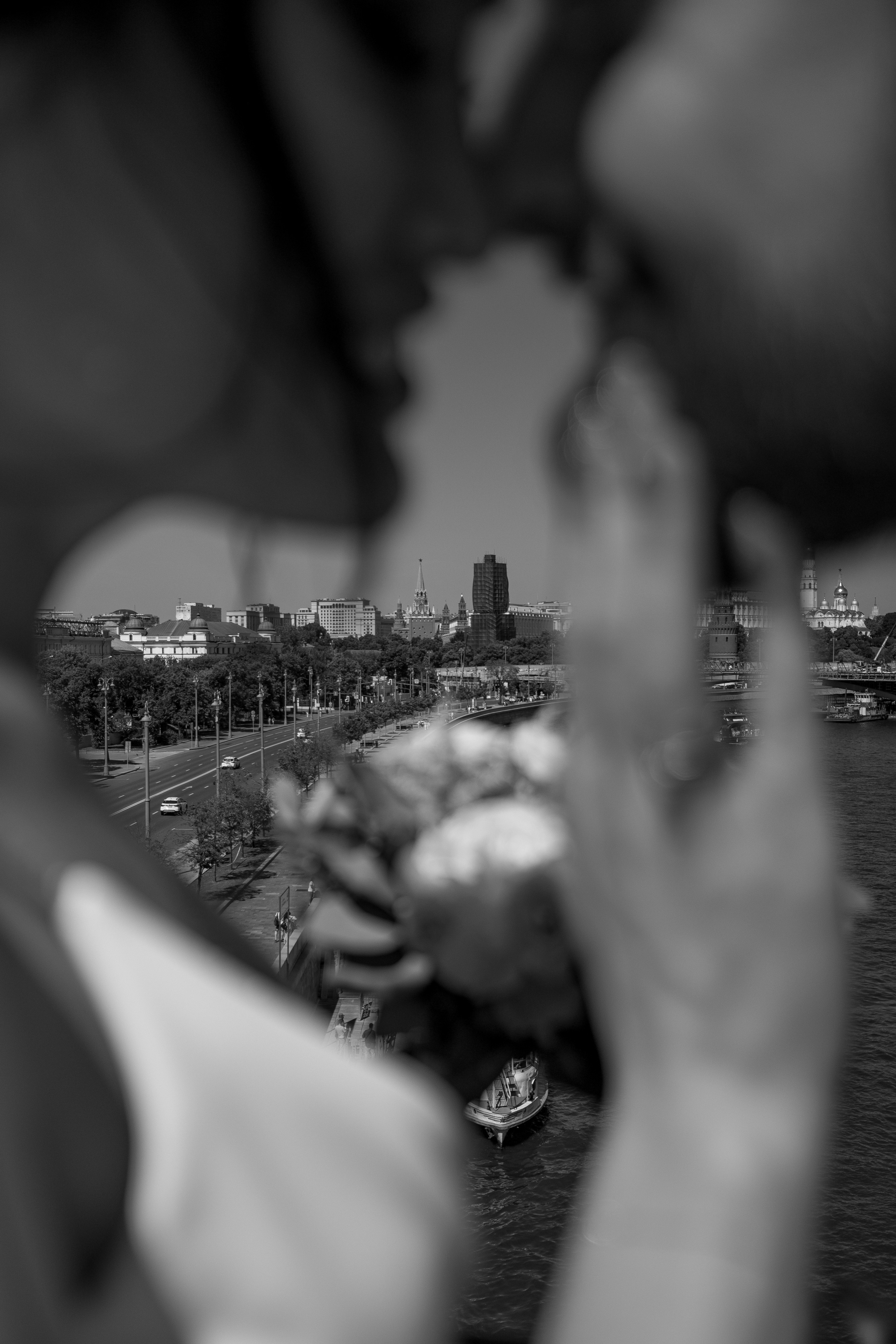 Свадебная съемка в центре искусств на Волхонке. Свадебный фотограф Виктория Карпова