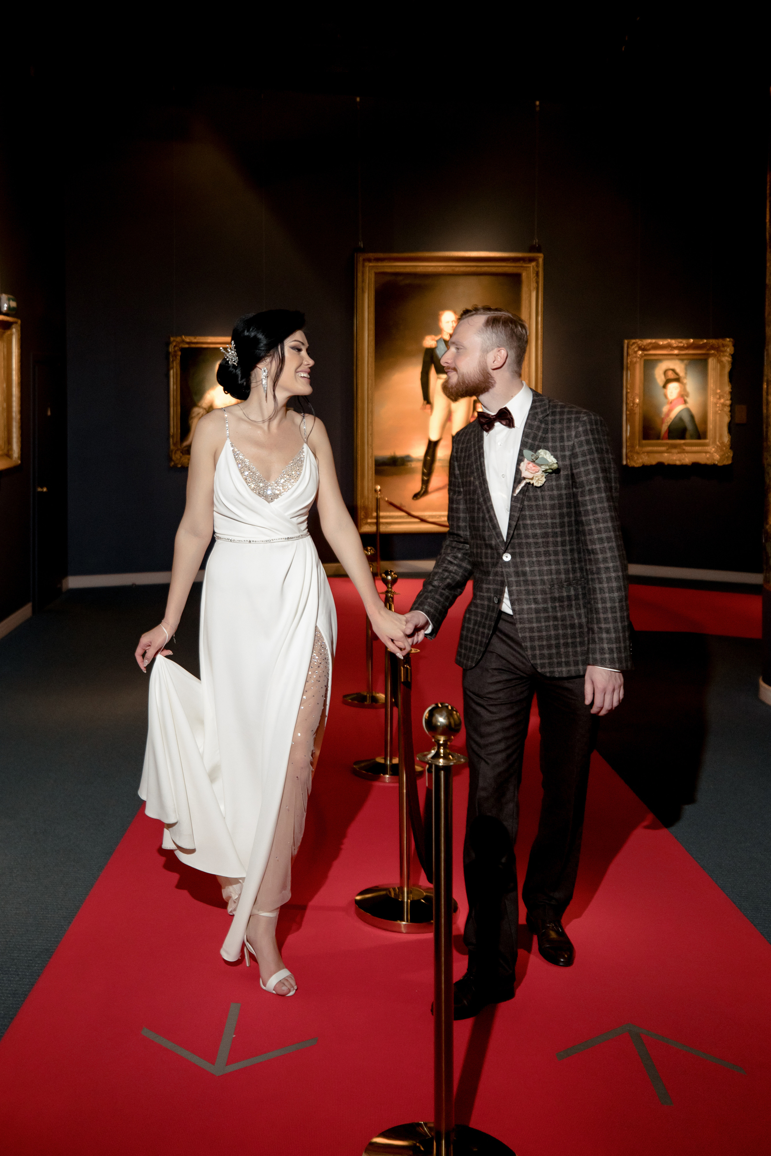 Свадебная съемка в центре искусств на Волхонке. Свадебный фотограф Виктория Карпова