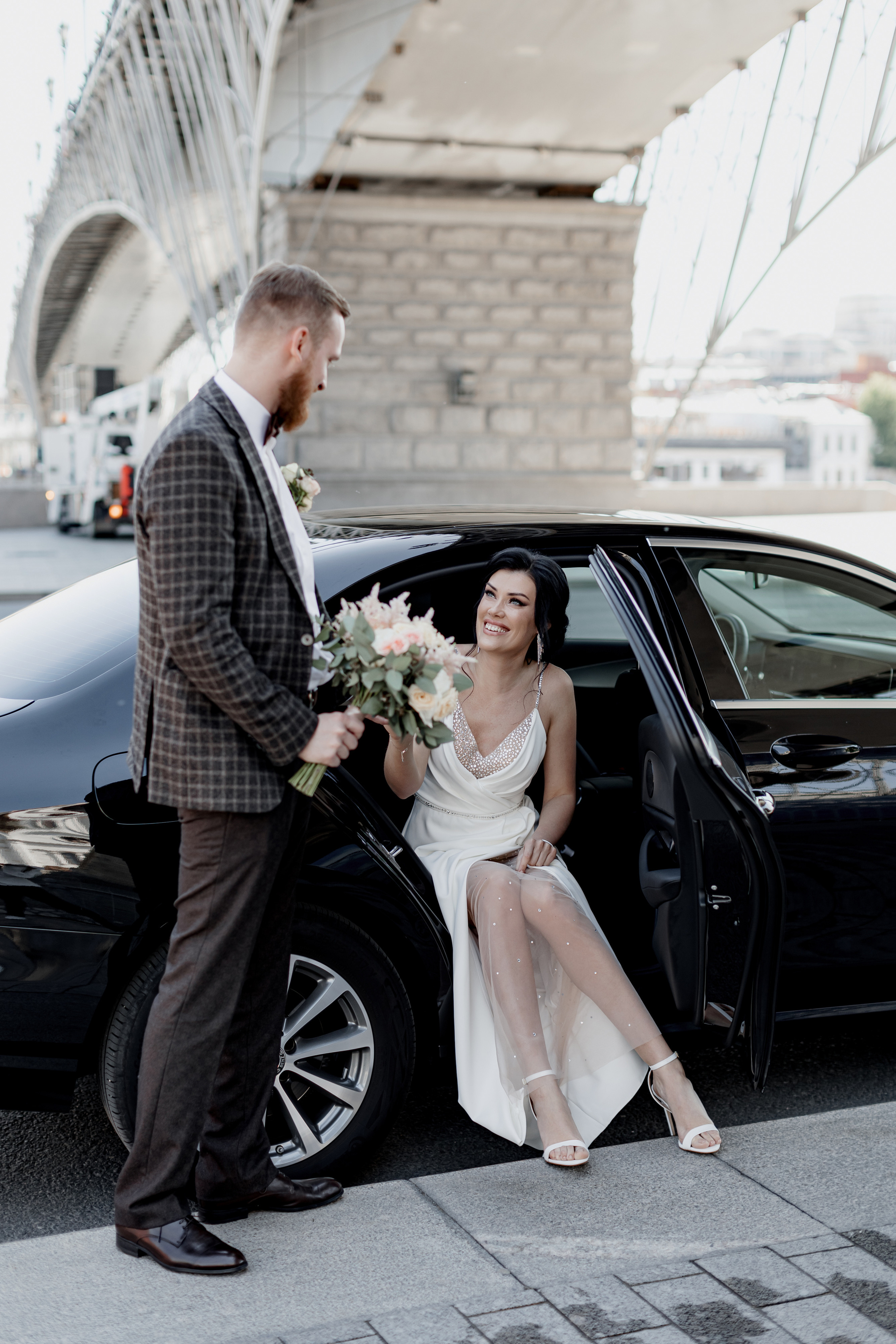 Свадебная съемка в центре искусств на Волхонке. Свадебный фотограф Виктория Карпова