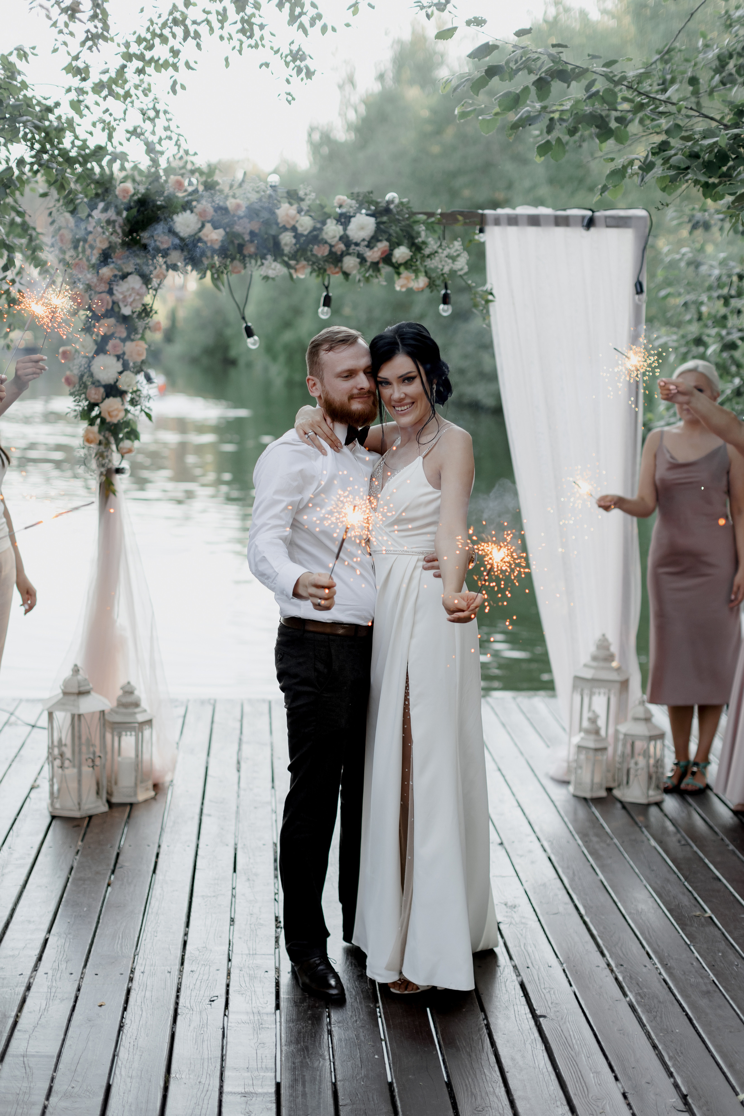 Свадебная съемка в центре искусств на Волхонке. Свадебный фотограф Виктория Карпова